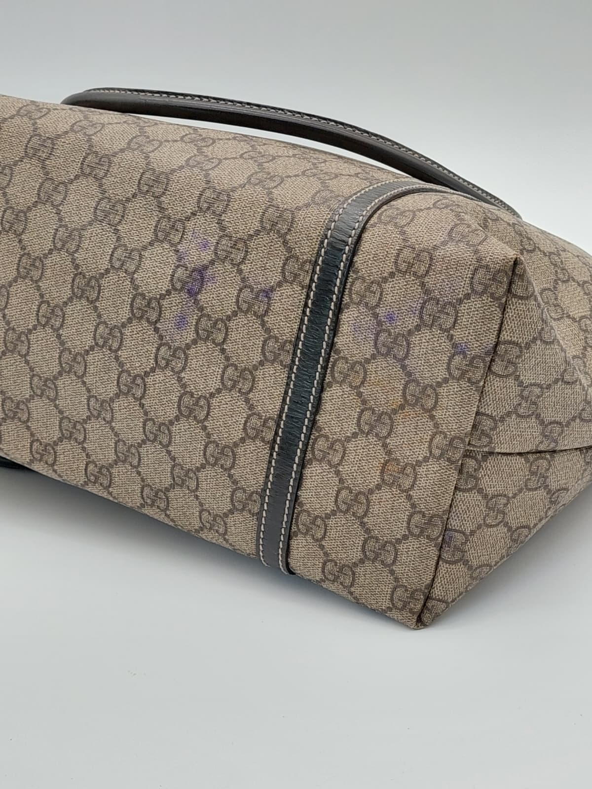 Gucci GG SupremeTote bag