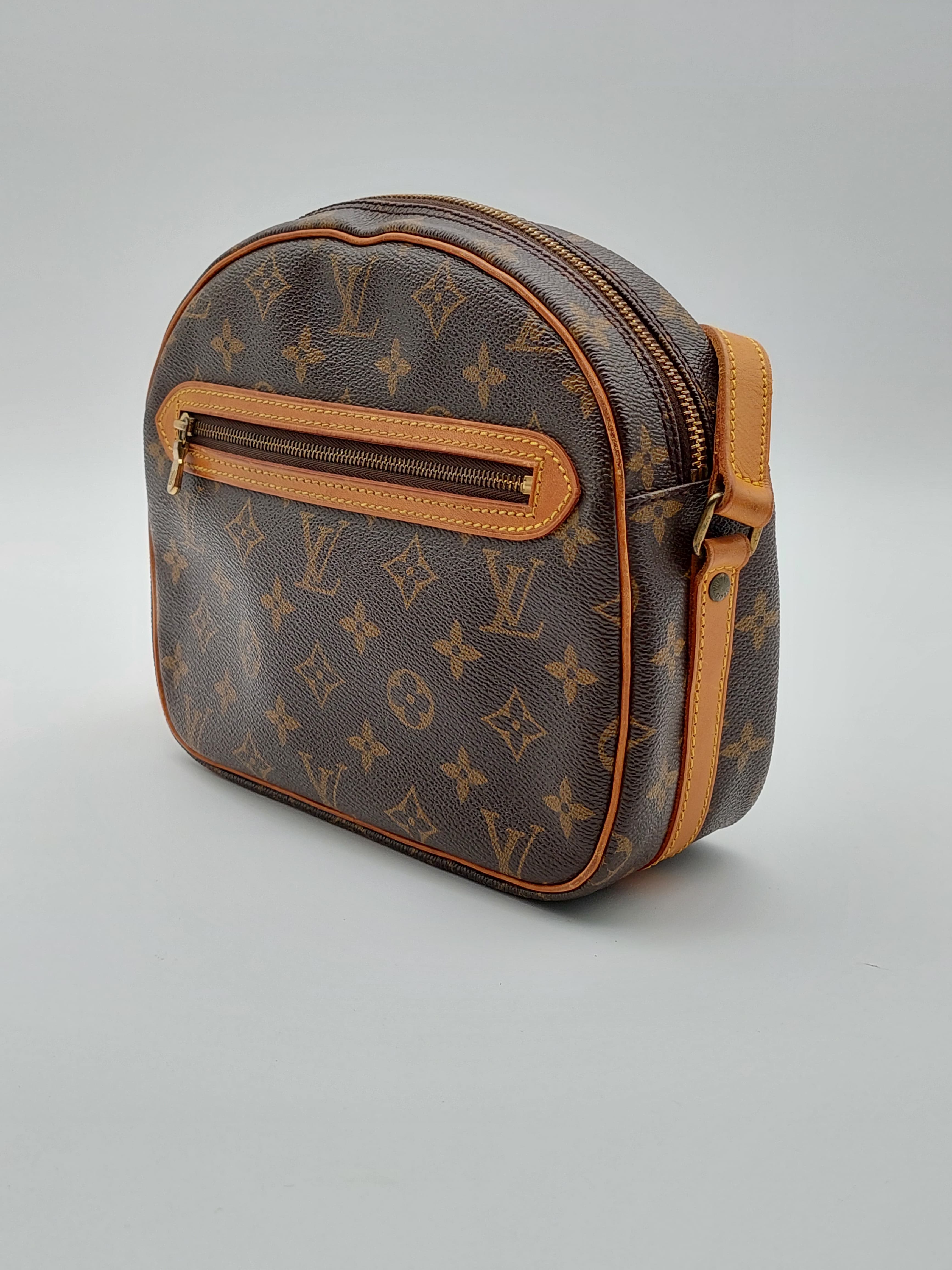 Louis Vuitton Senlis