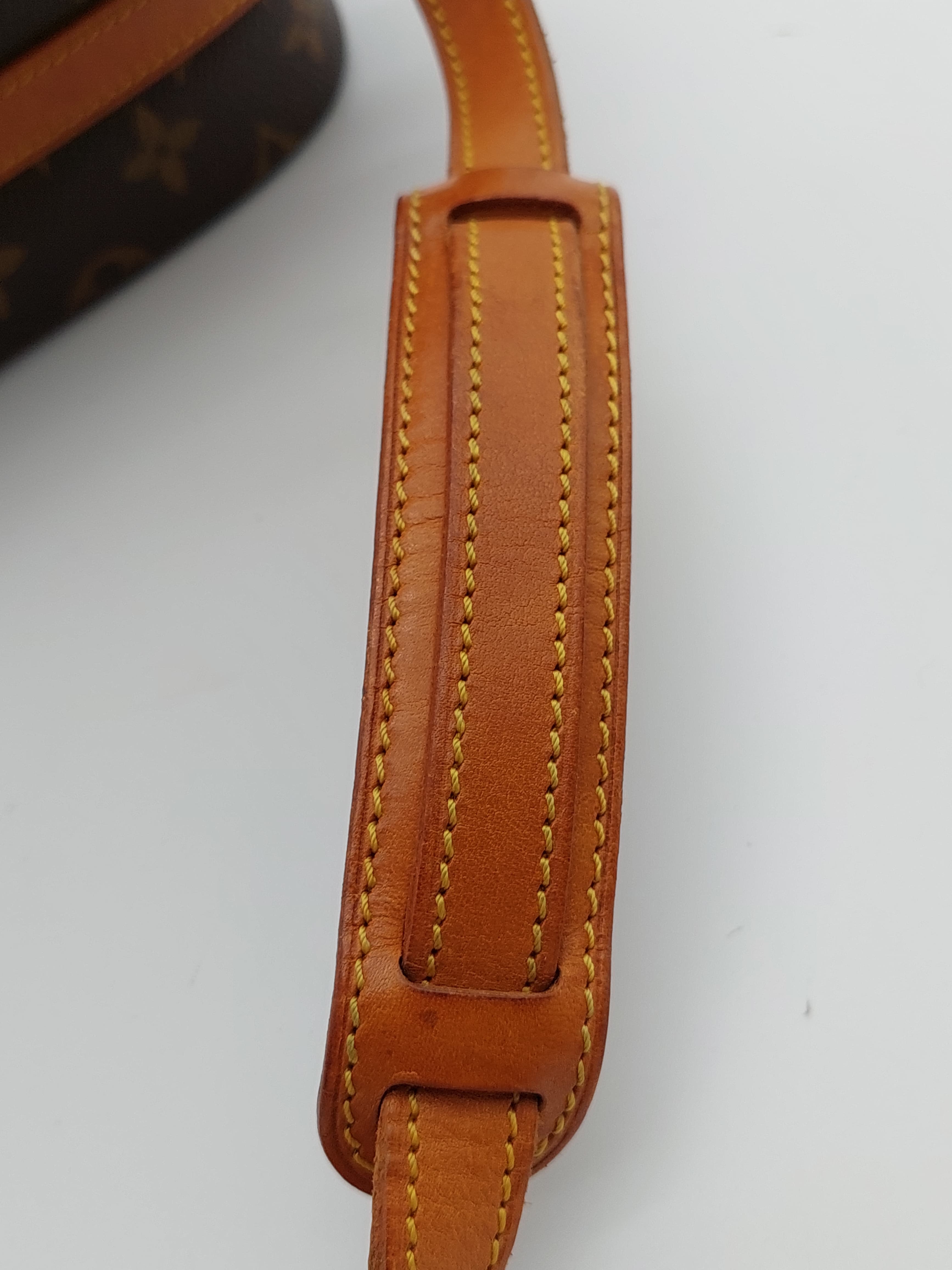 Louis Vuitton Senlis