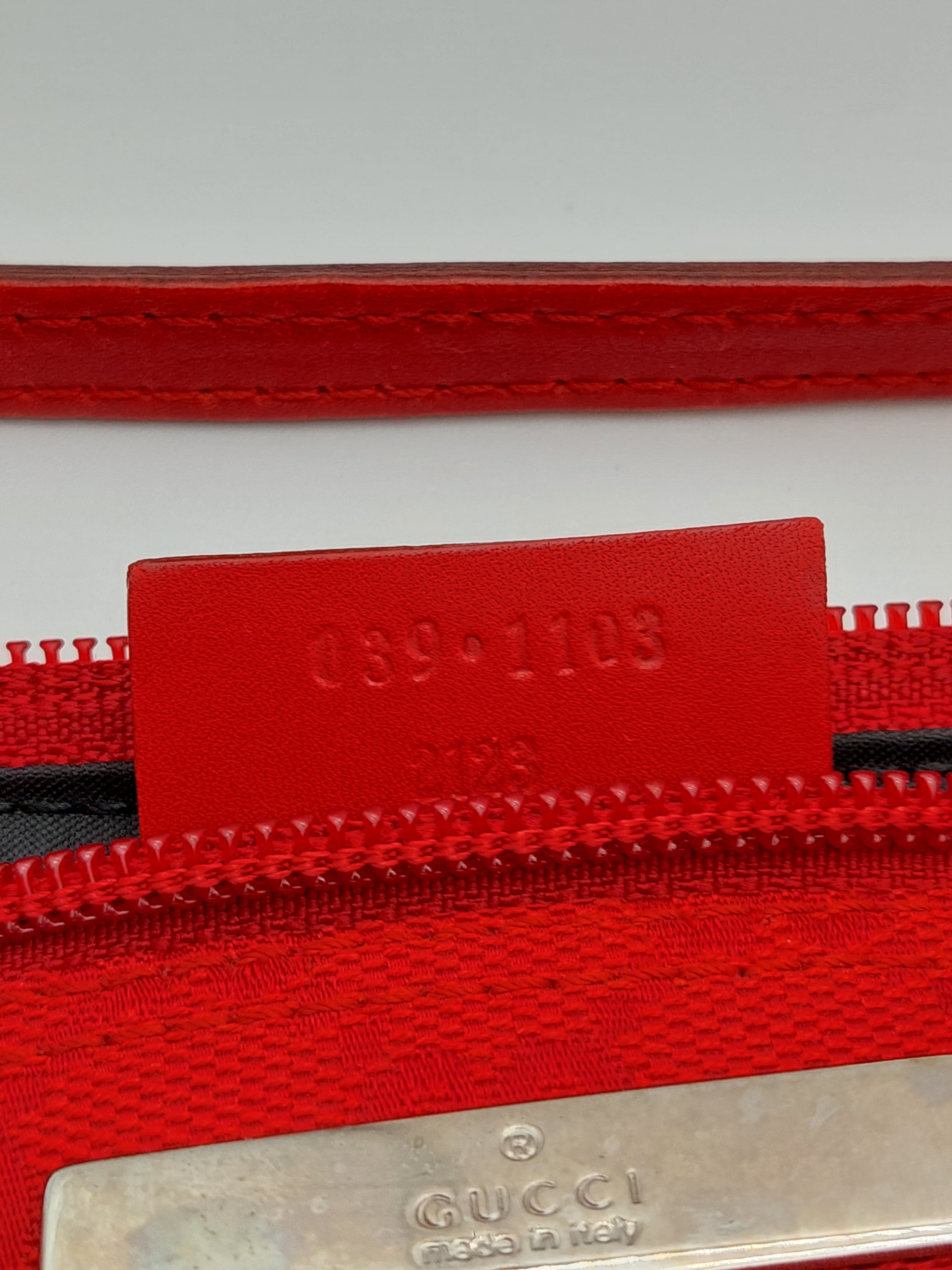 Gucci Boat Pochette