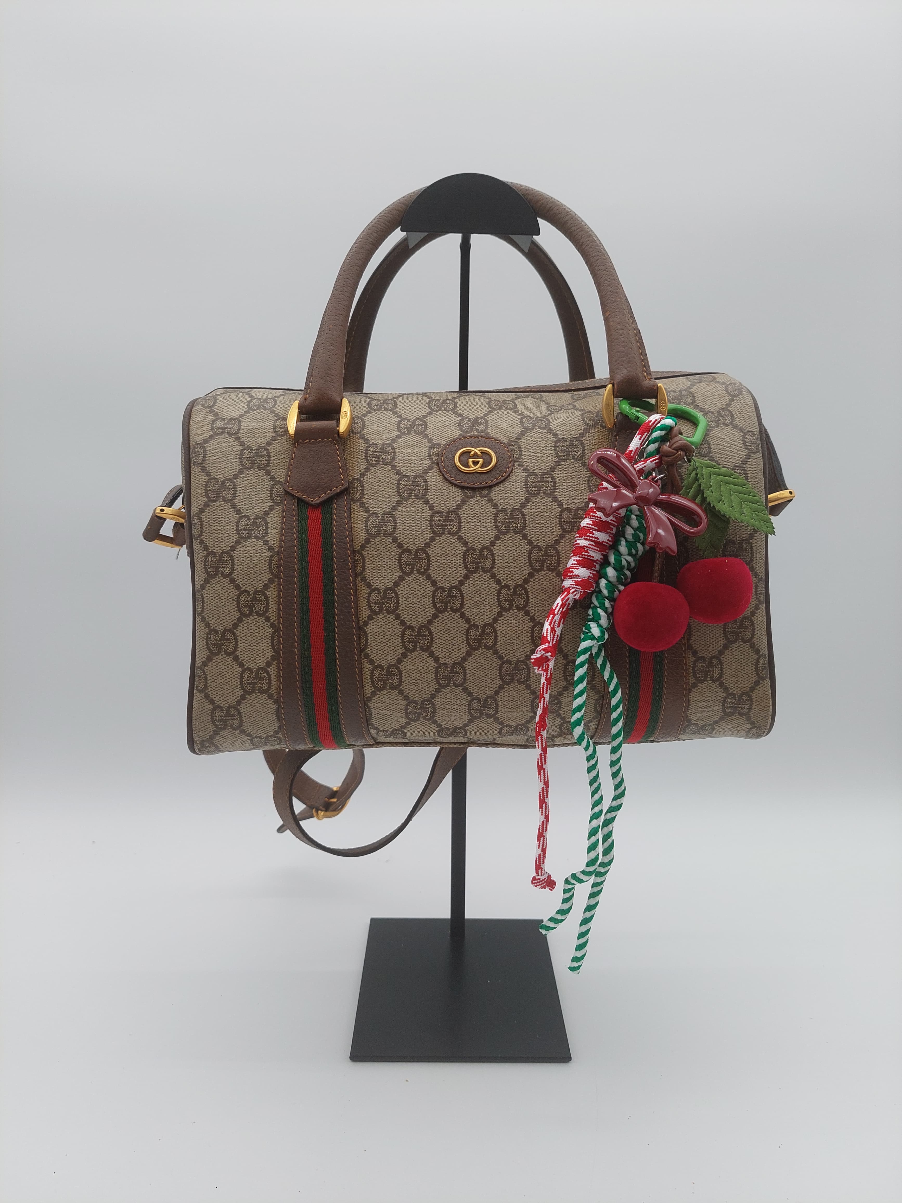 Bagcharm Cherry