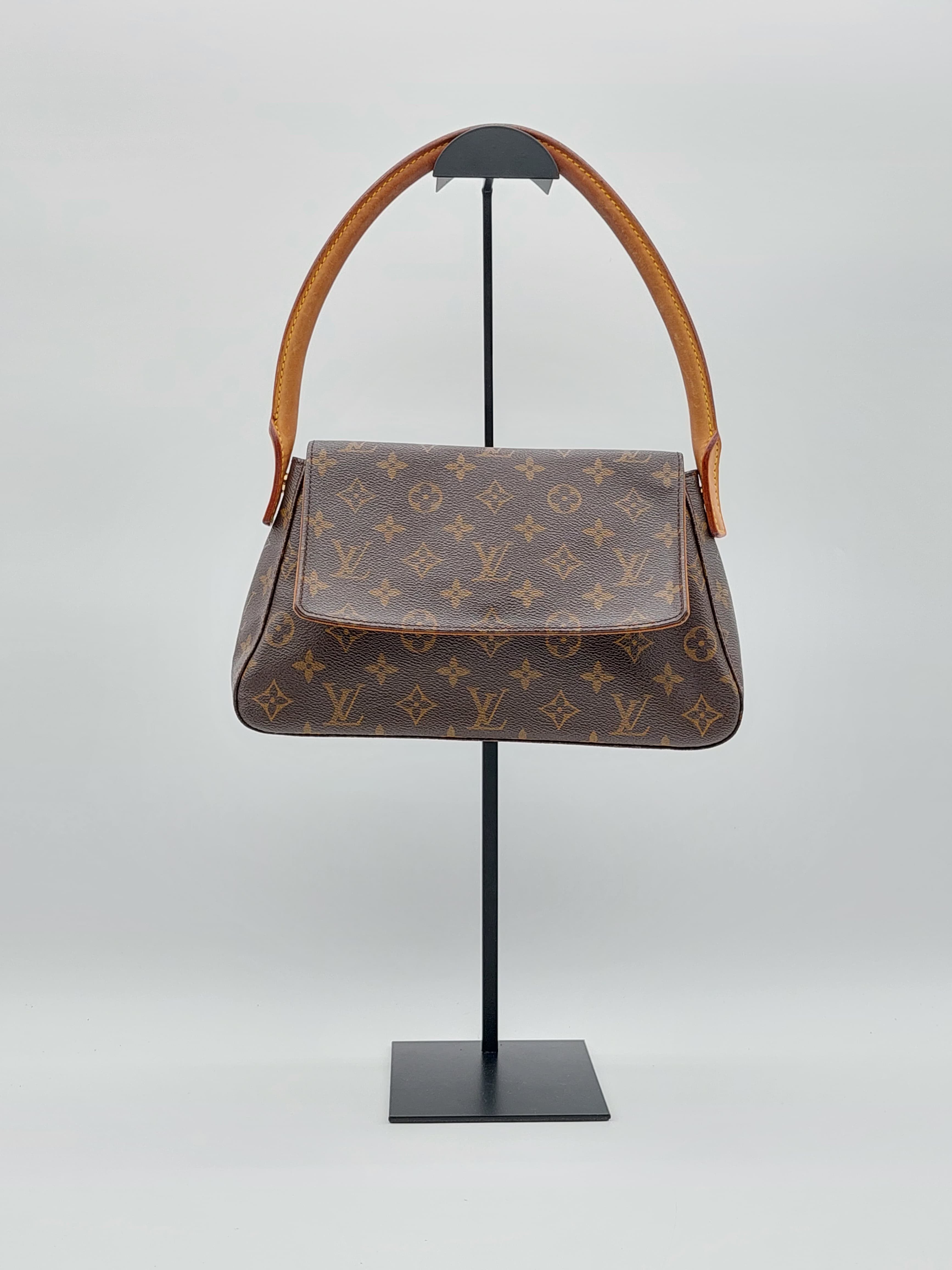 Louis Vuitton Mini Looping