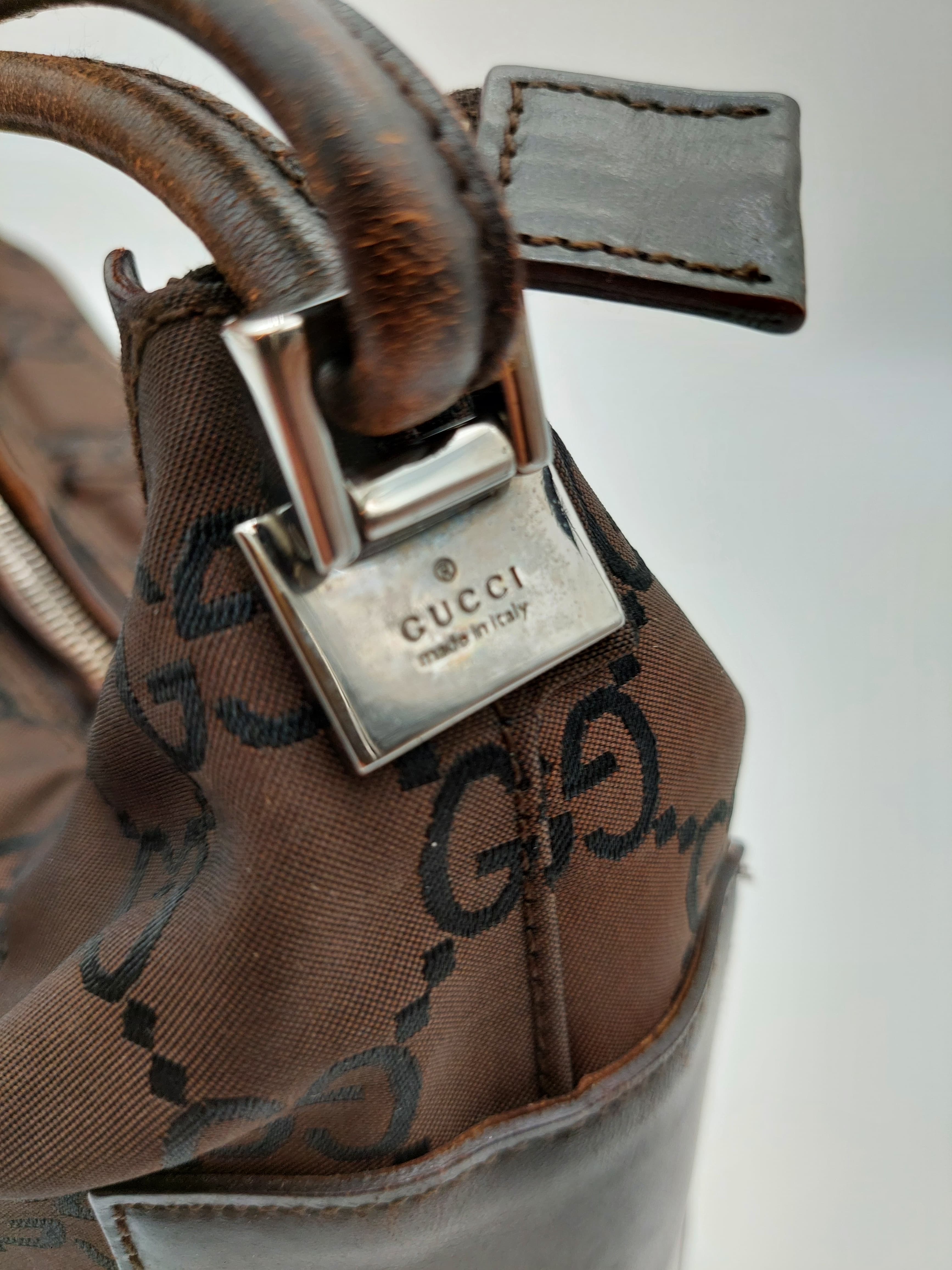 Gucci Clasp Hobo brown