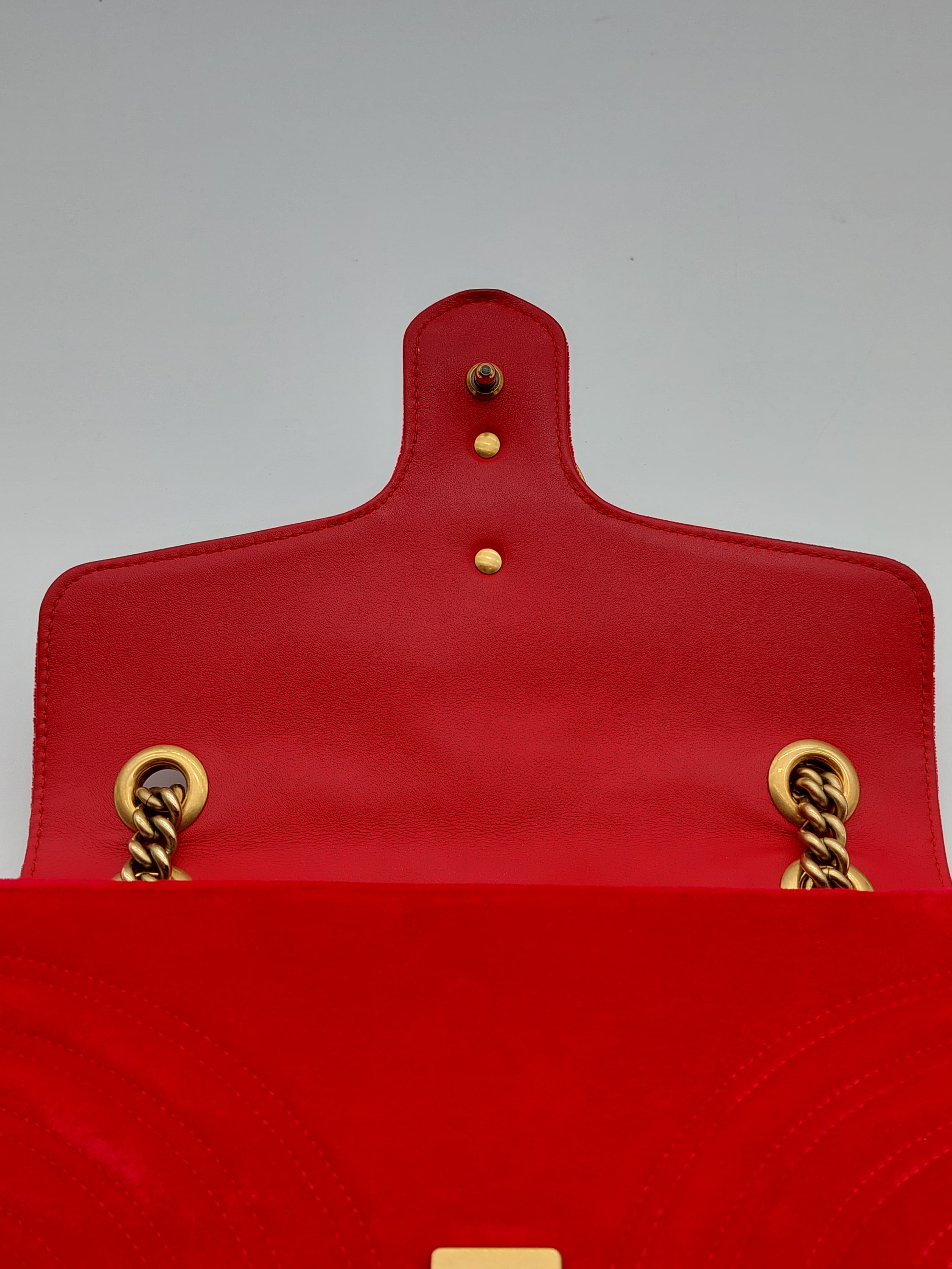 Gucci Marmont velvet red