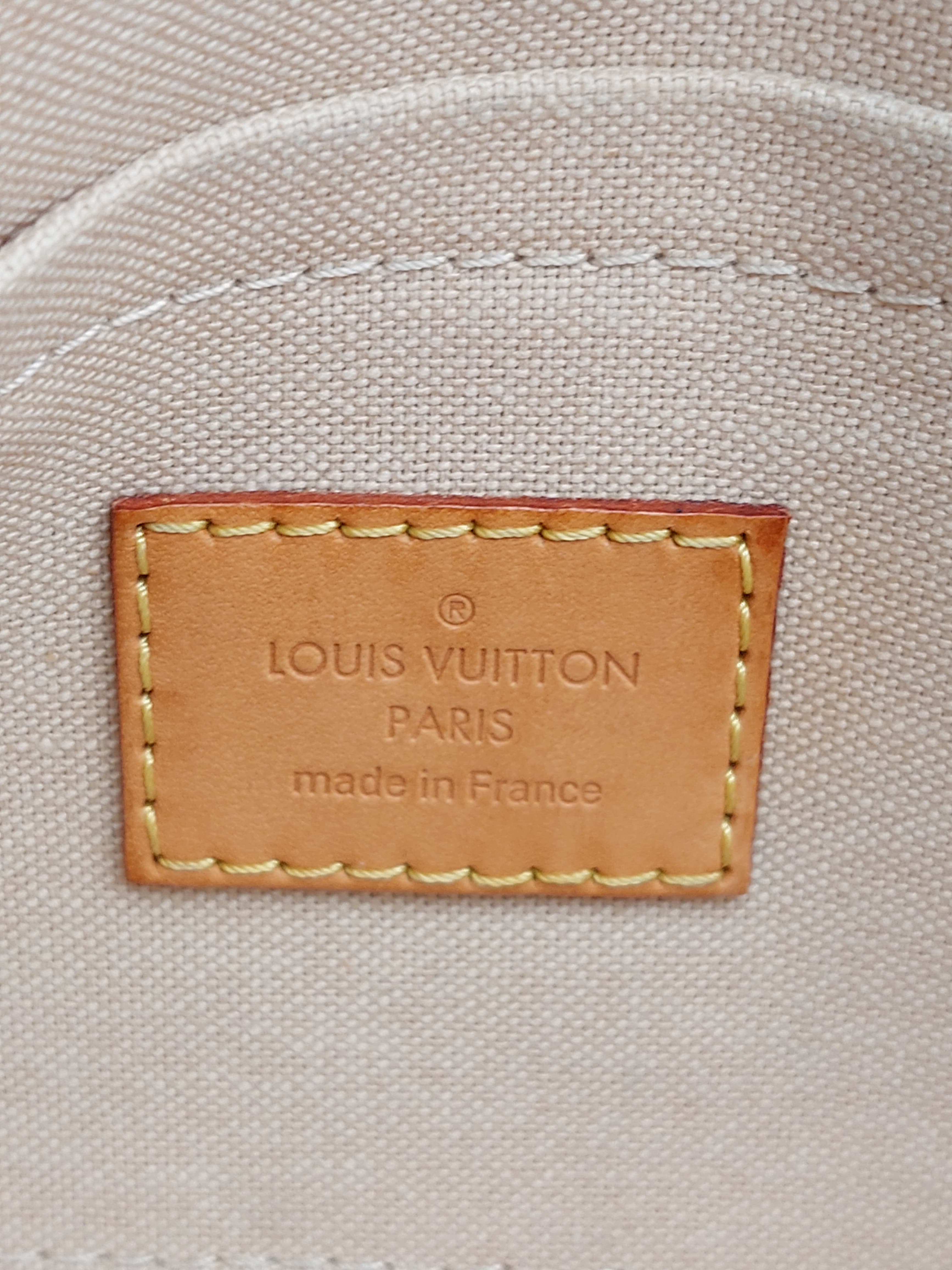 Favorite PM Damier Azur