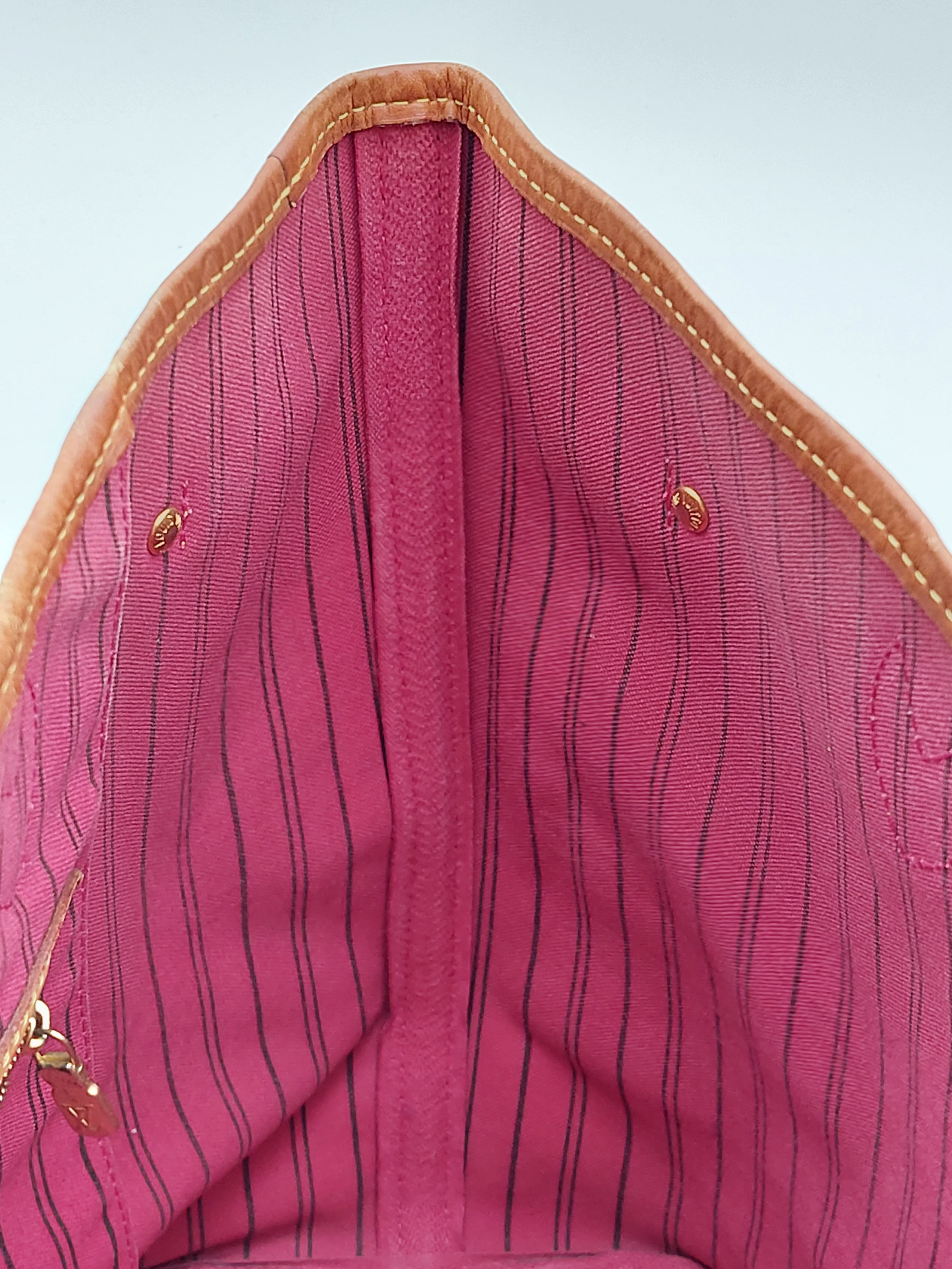 Neverfull MM Fuchsia