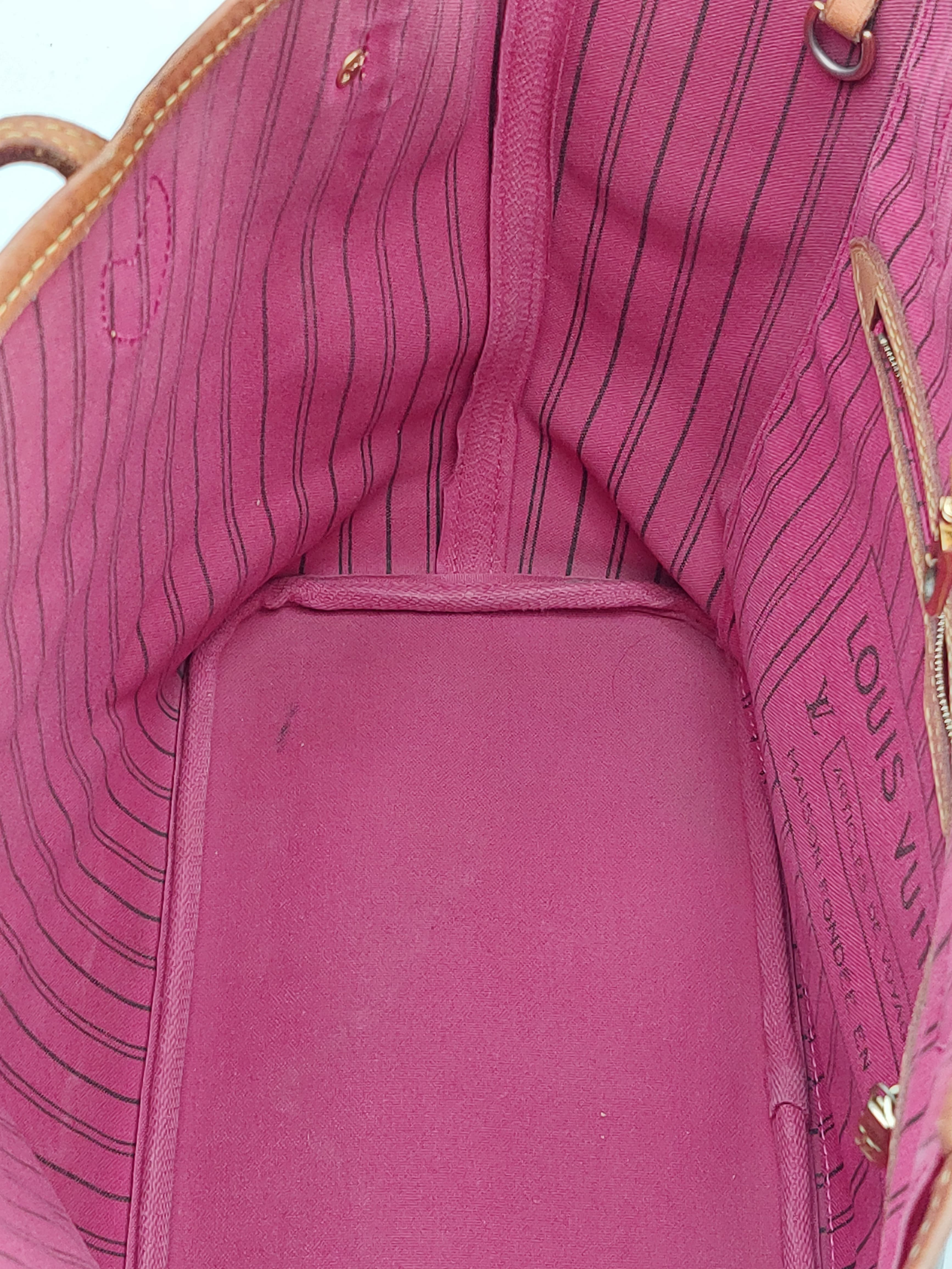 Neverfull MM Fuchsia