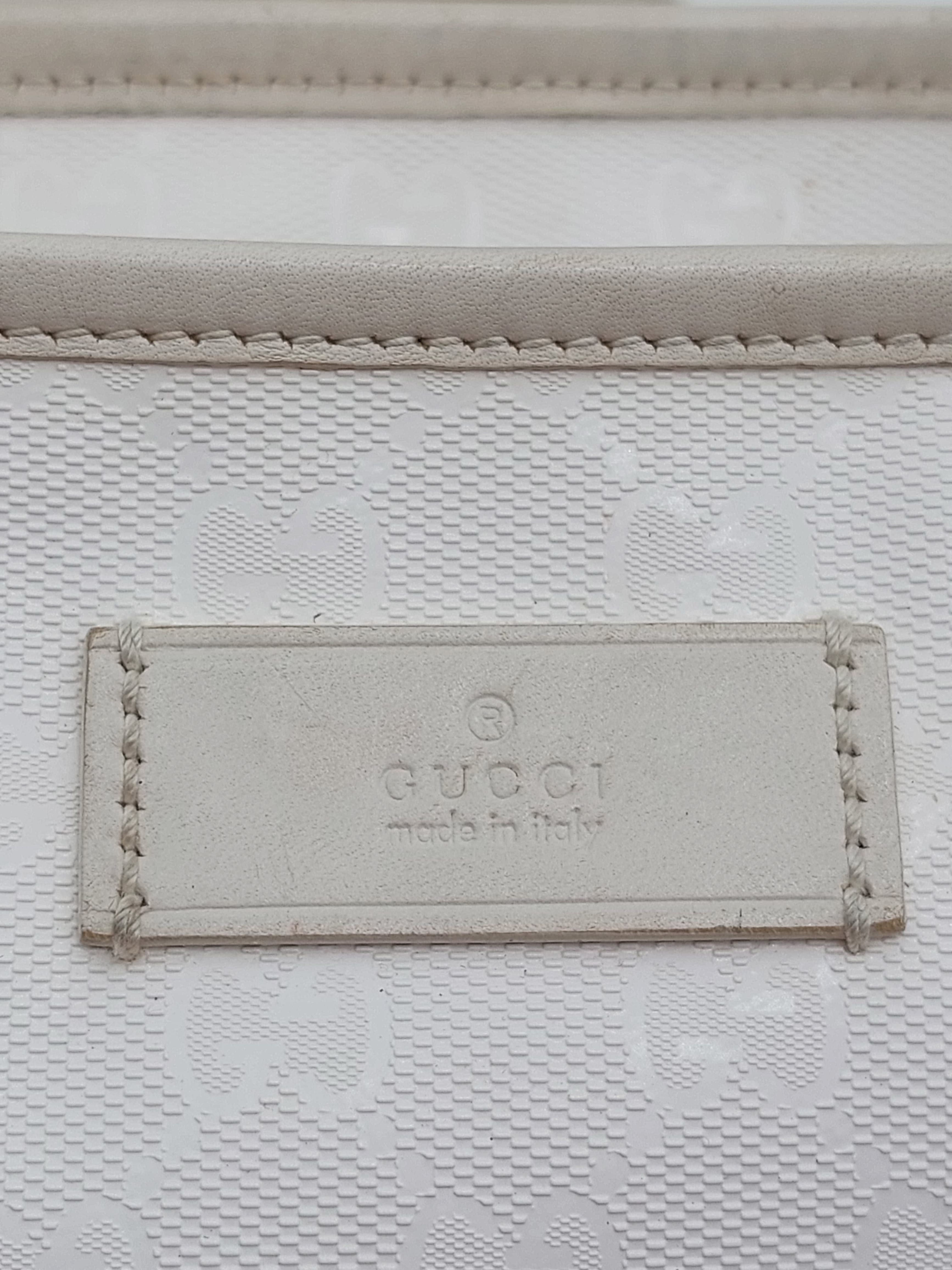 GG Canvas Shoulderbag