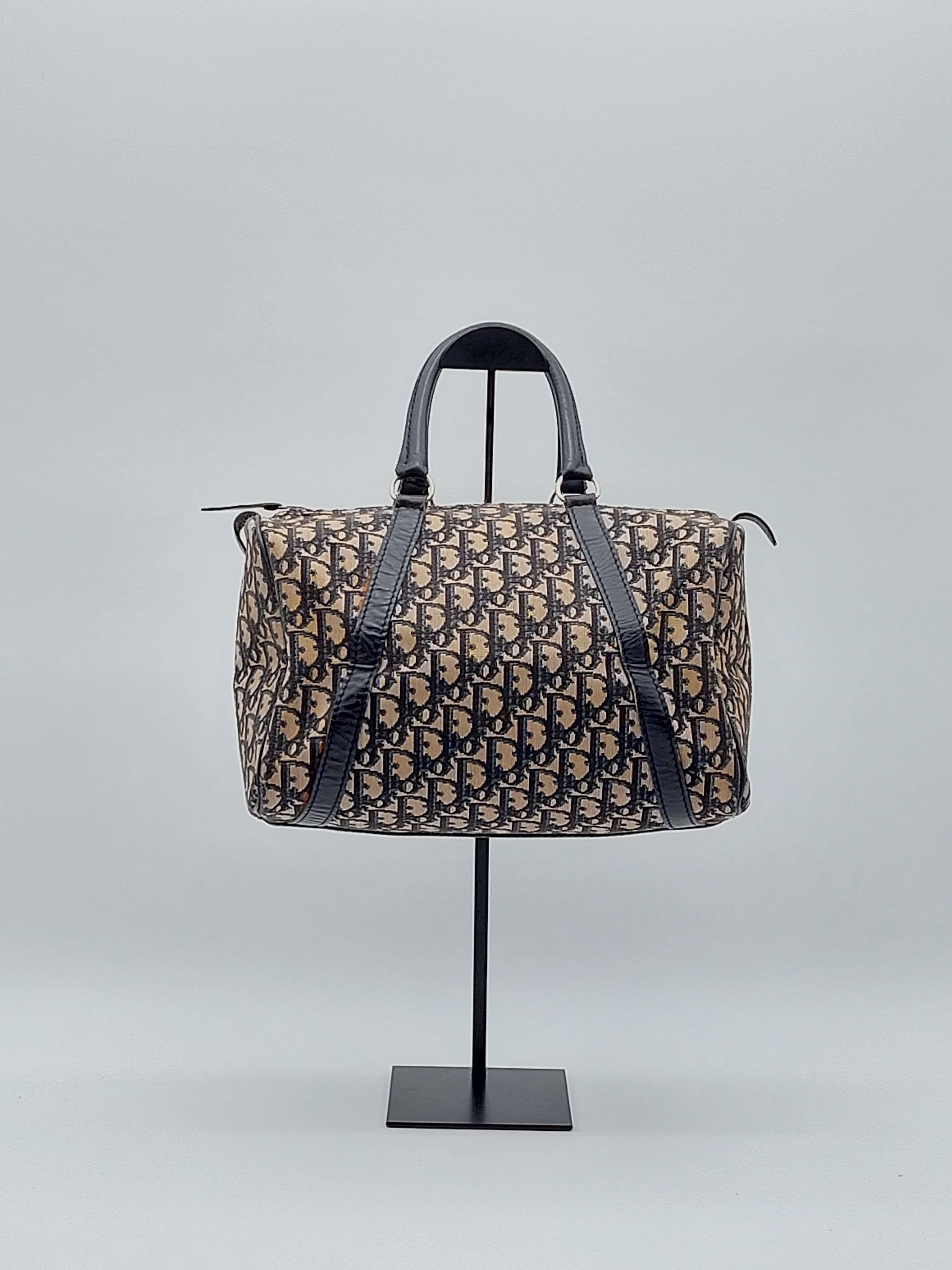 Boston bag