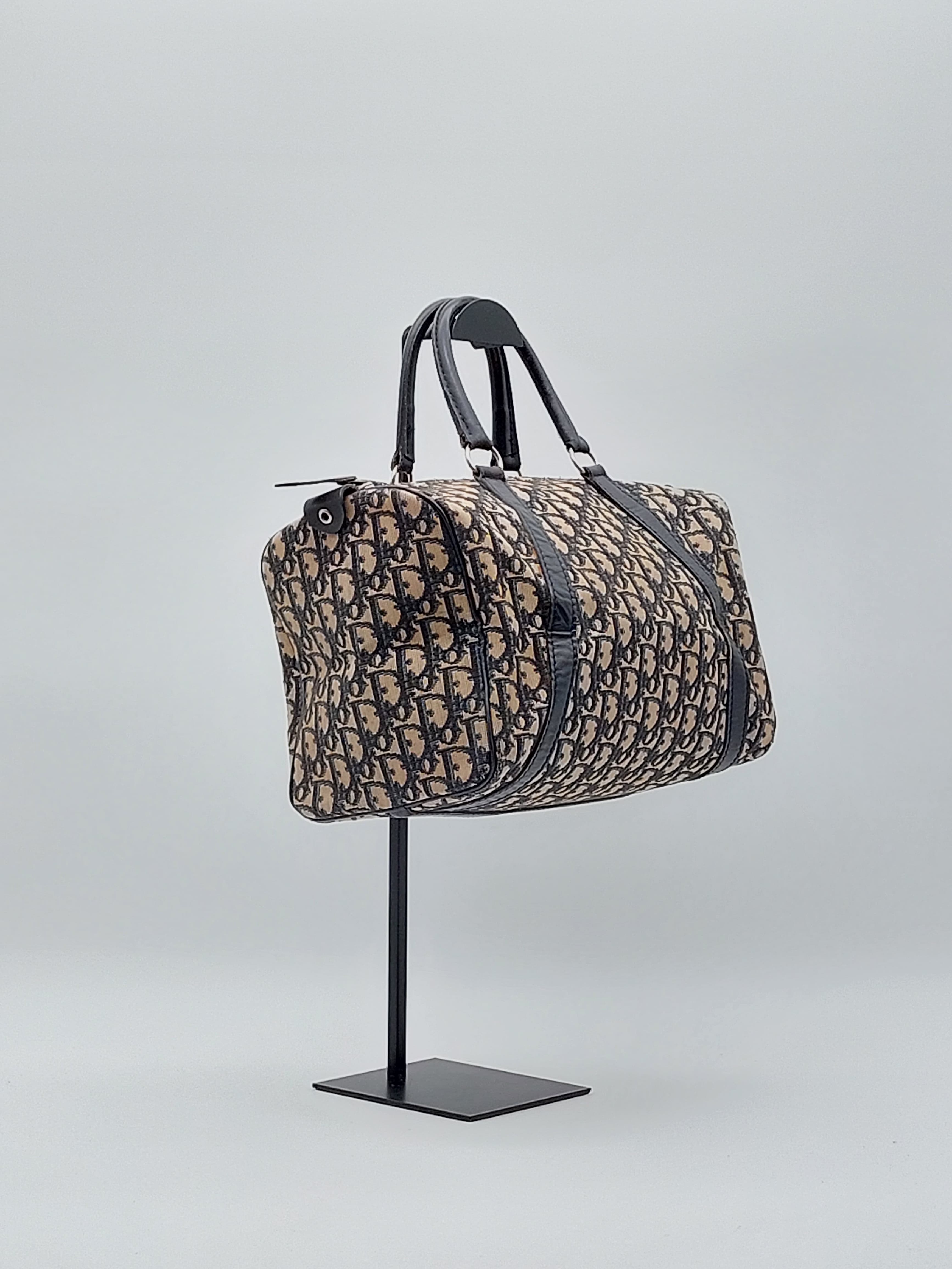 Boston bag