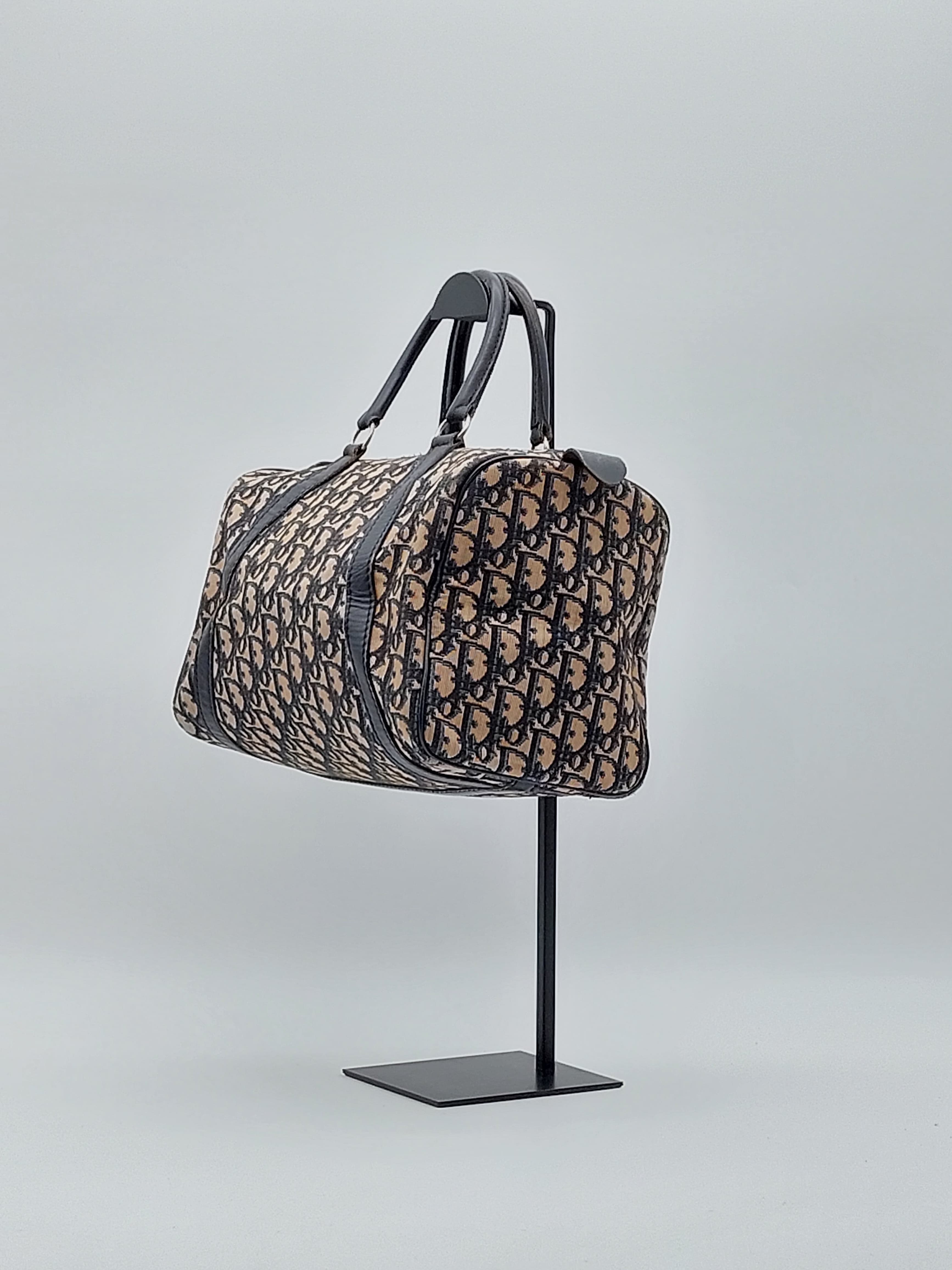 Boston bag