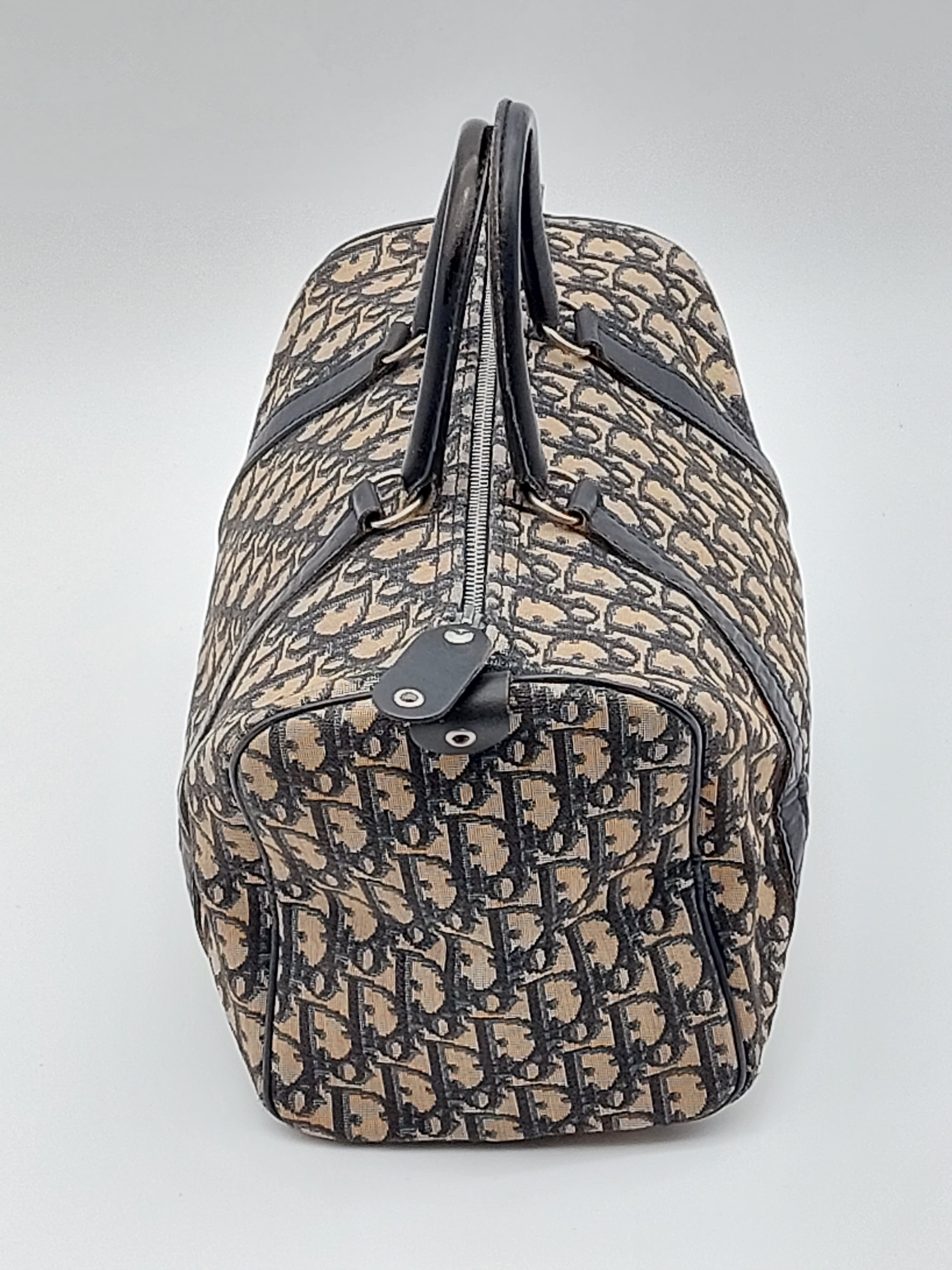 Boston bag