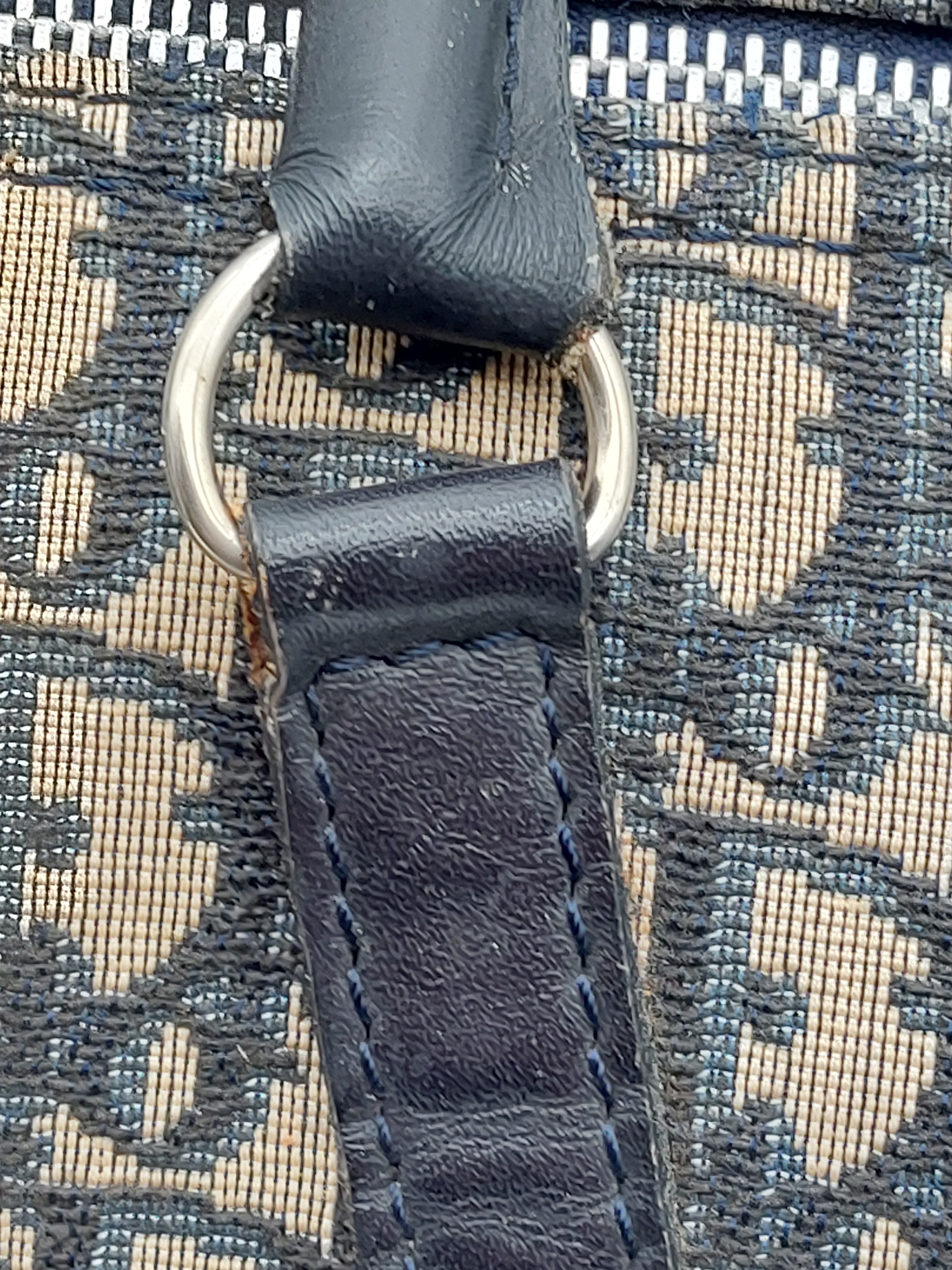 Boston bag