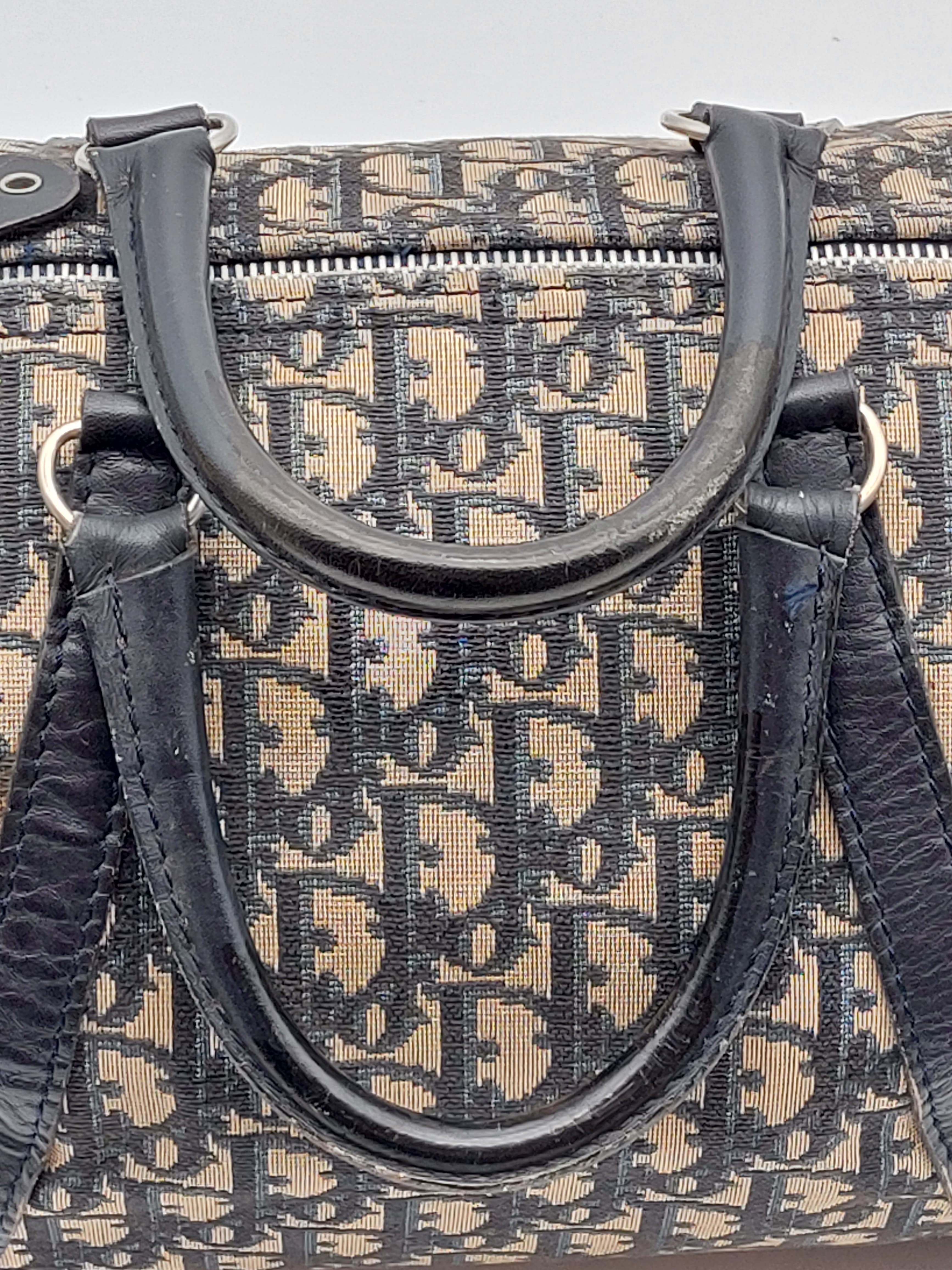 Boston bag