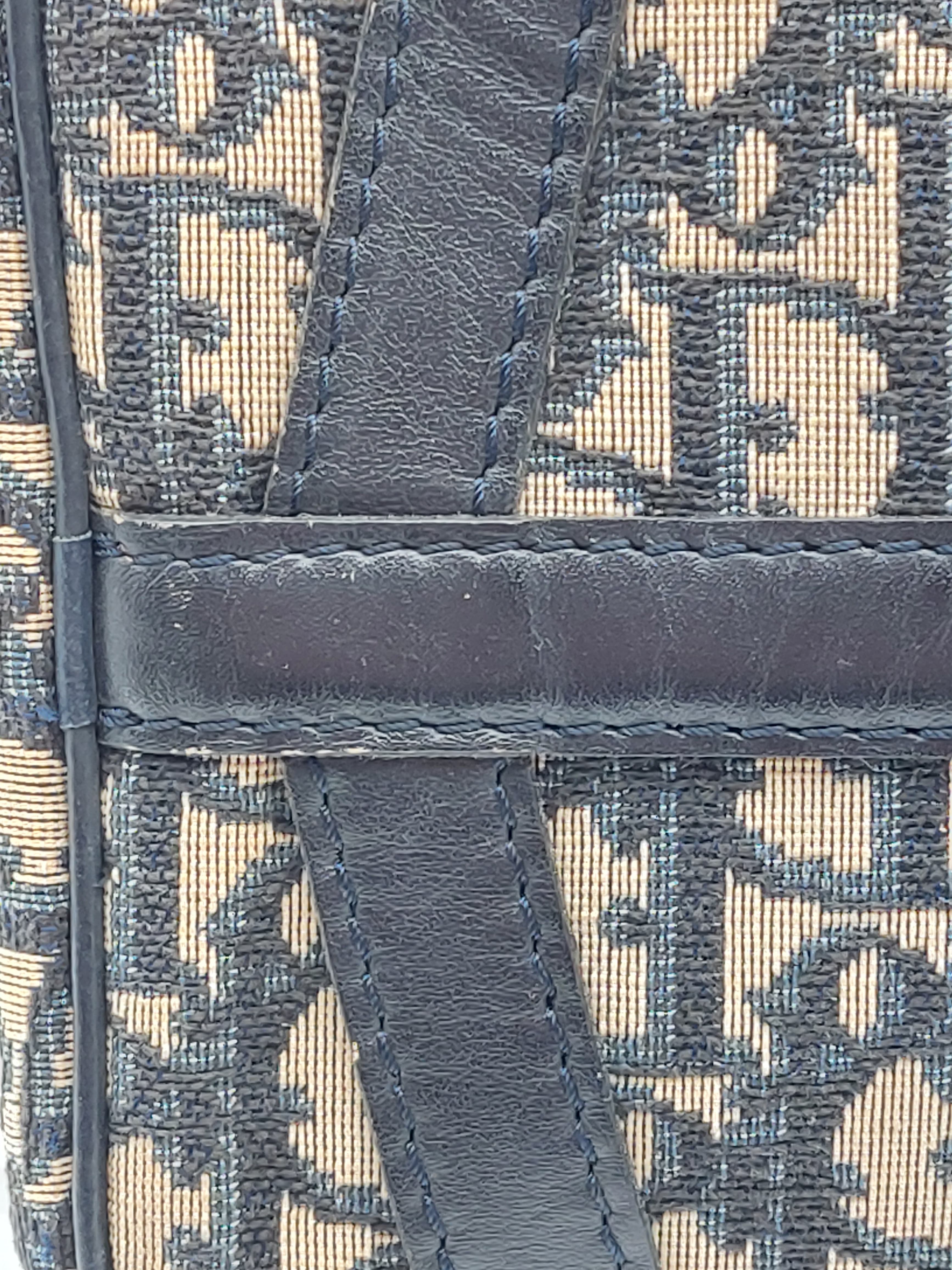 Boston bag