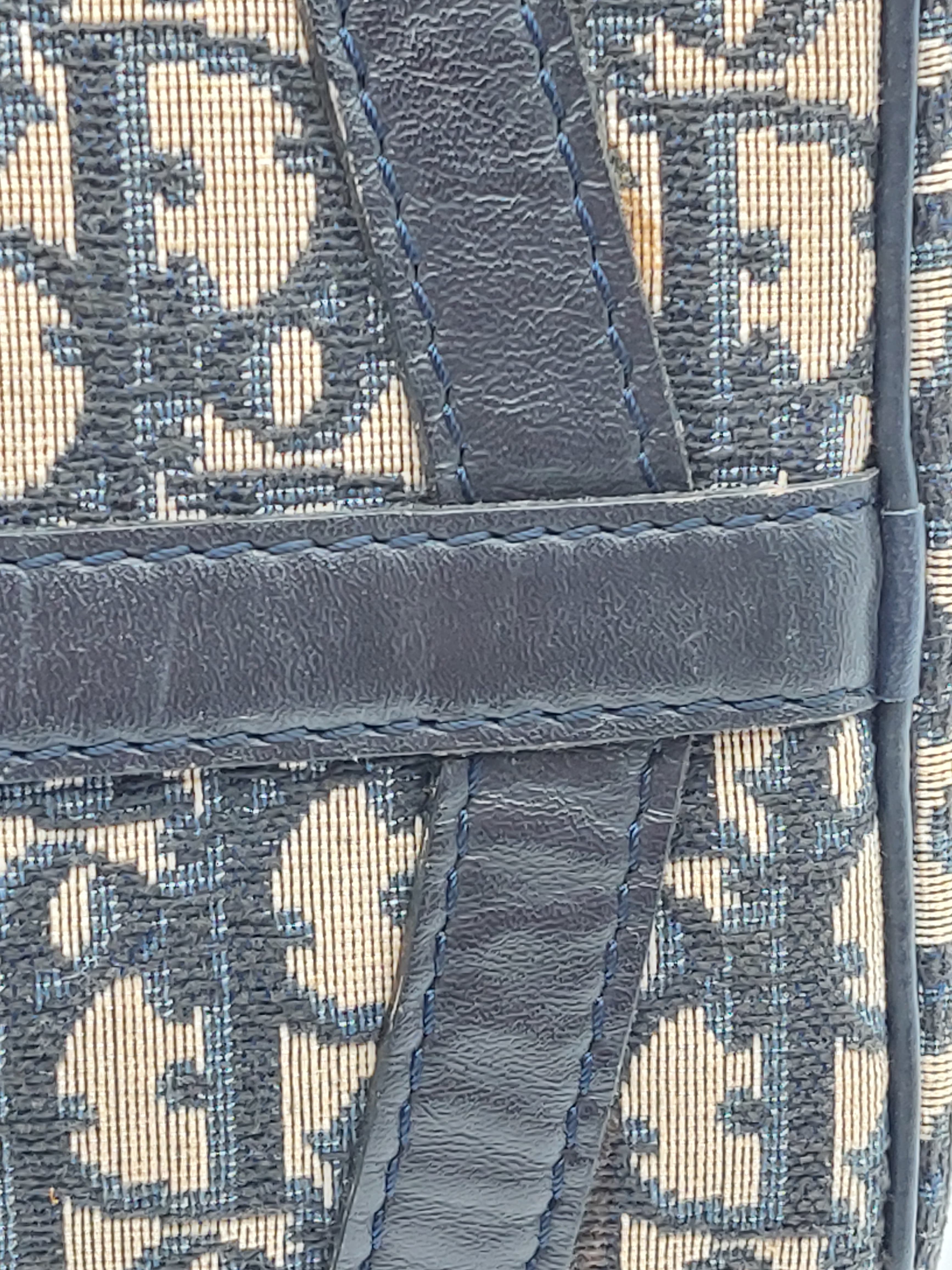 Boston bag