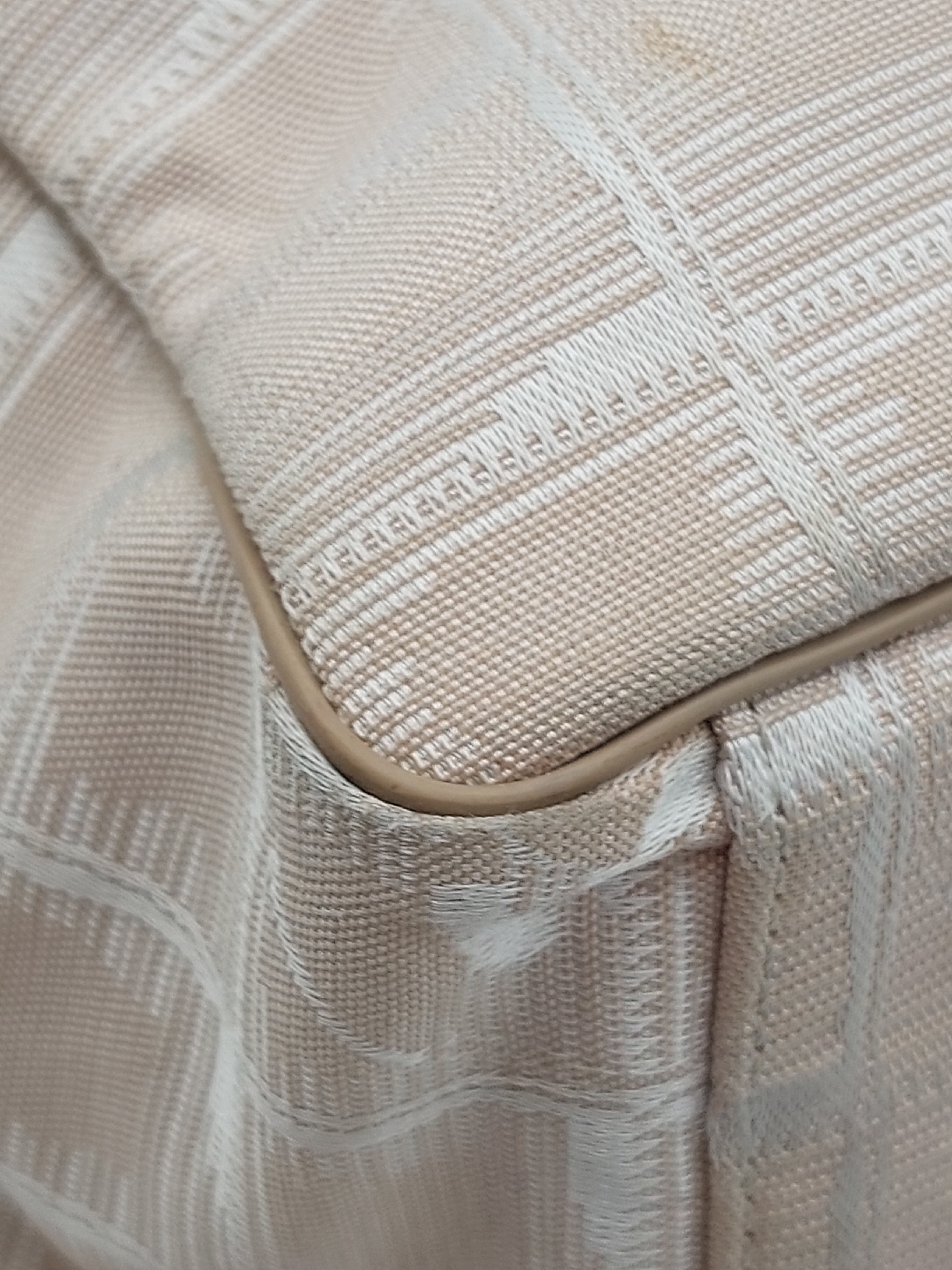 Travel Line Shoulderbag