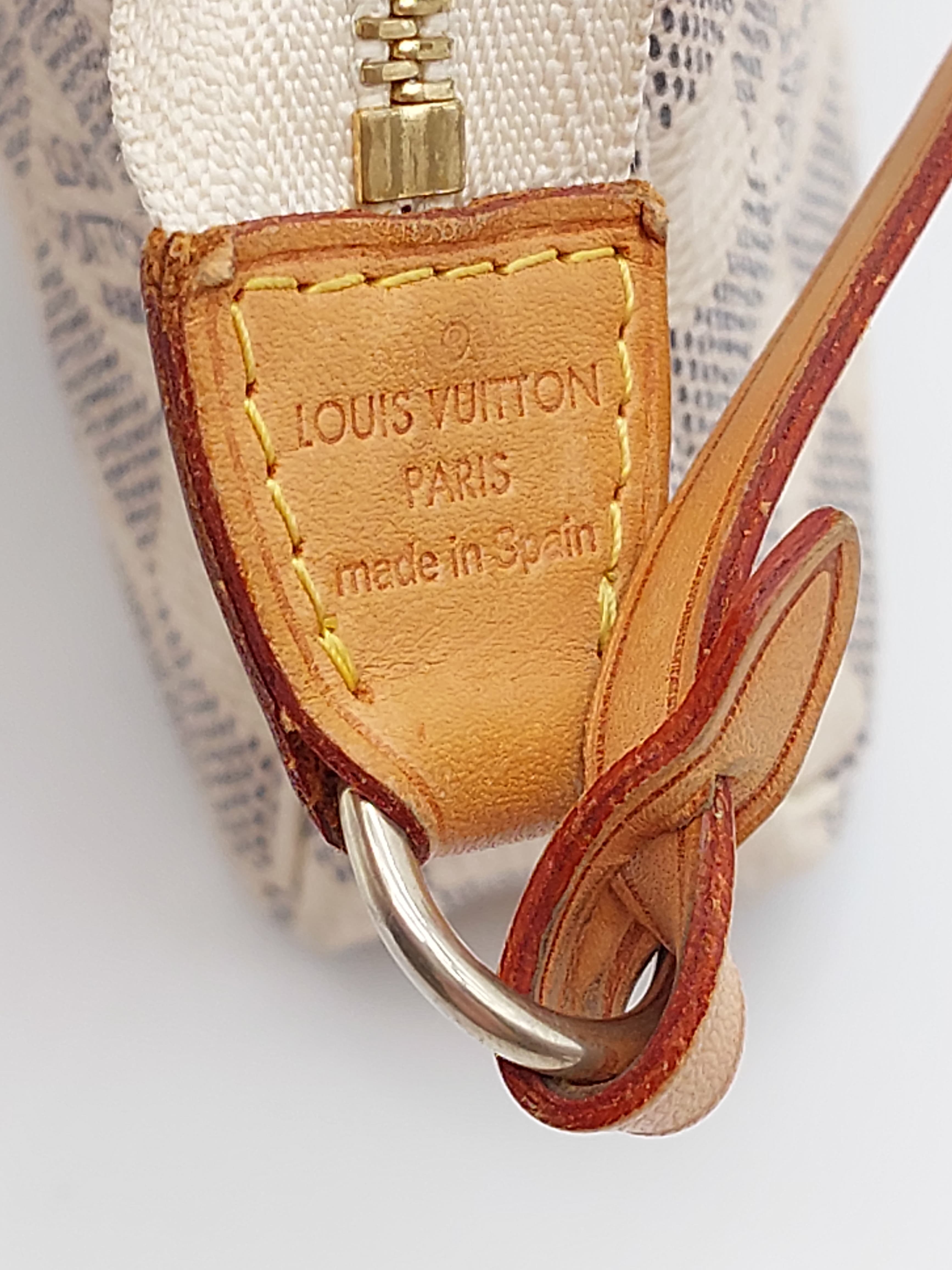 Pochette Accessoires Damier Azur