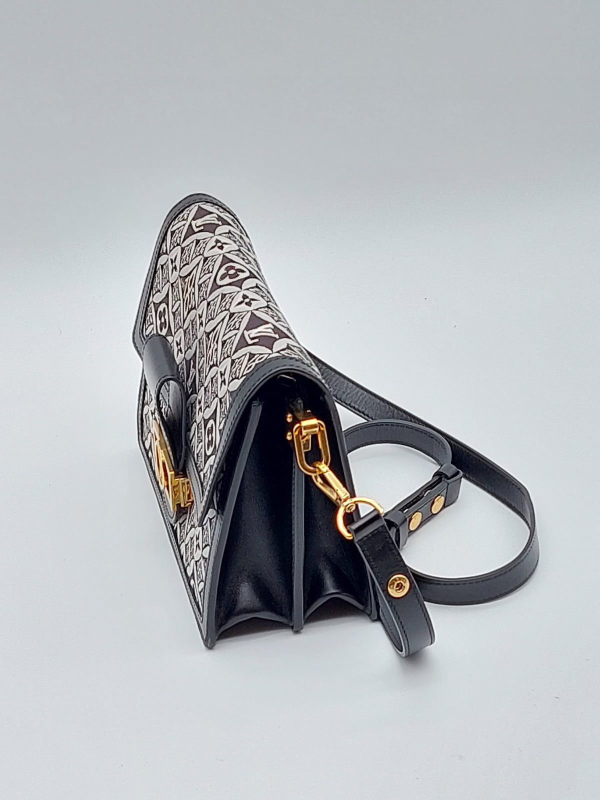 Since 1854 Dauphine MM
