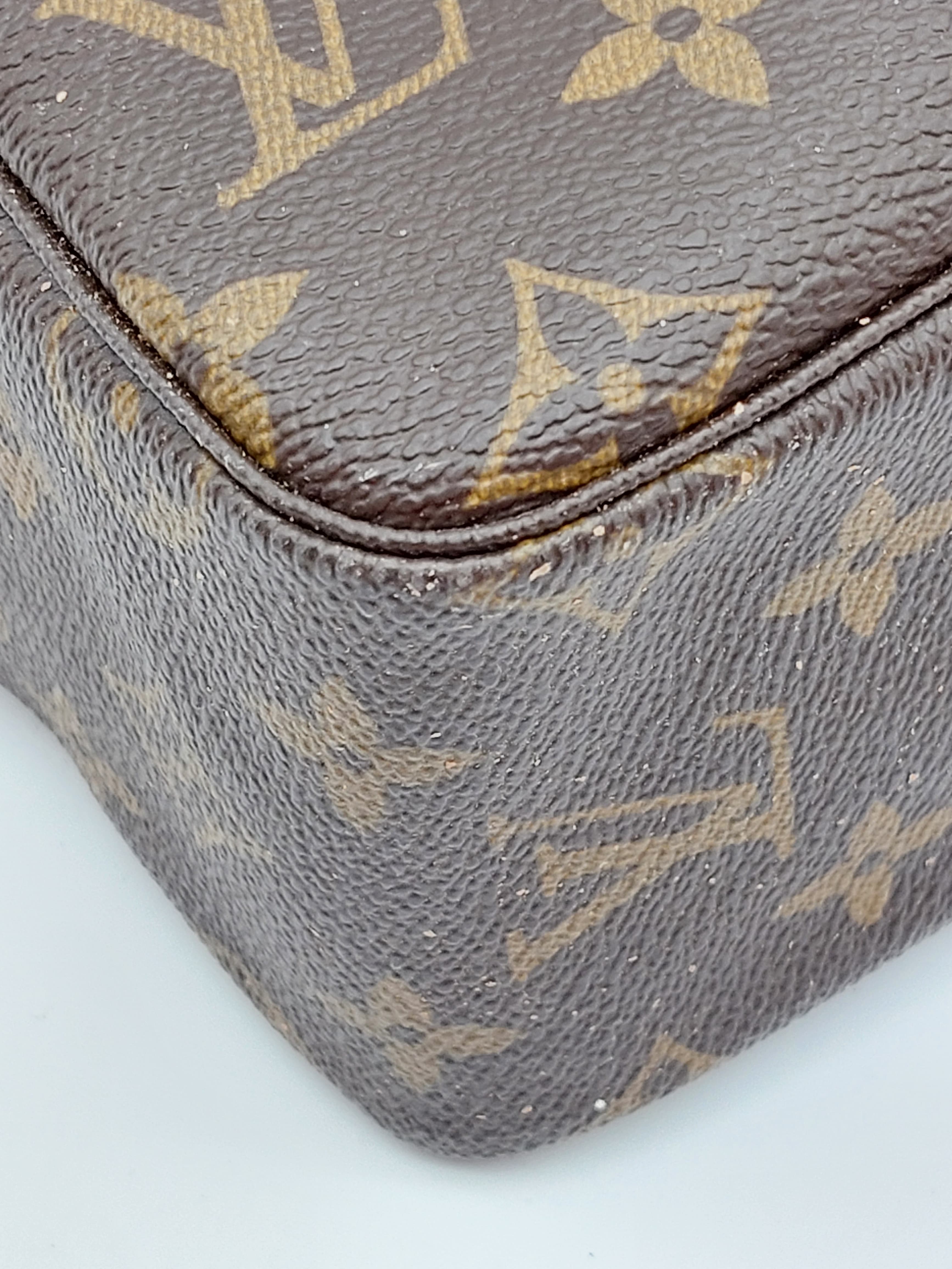 Trousse Toilette 28