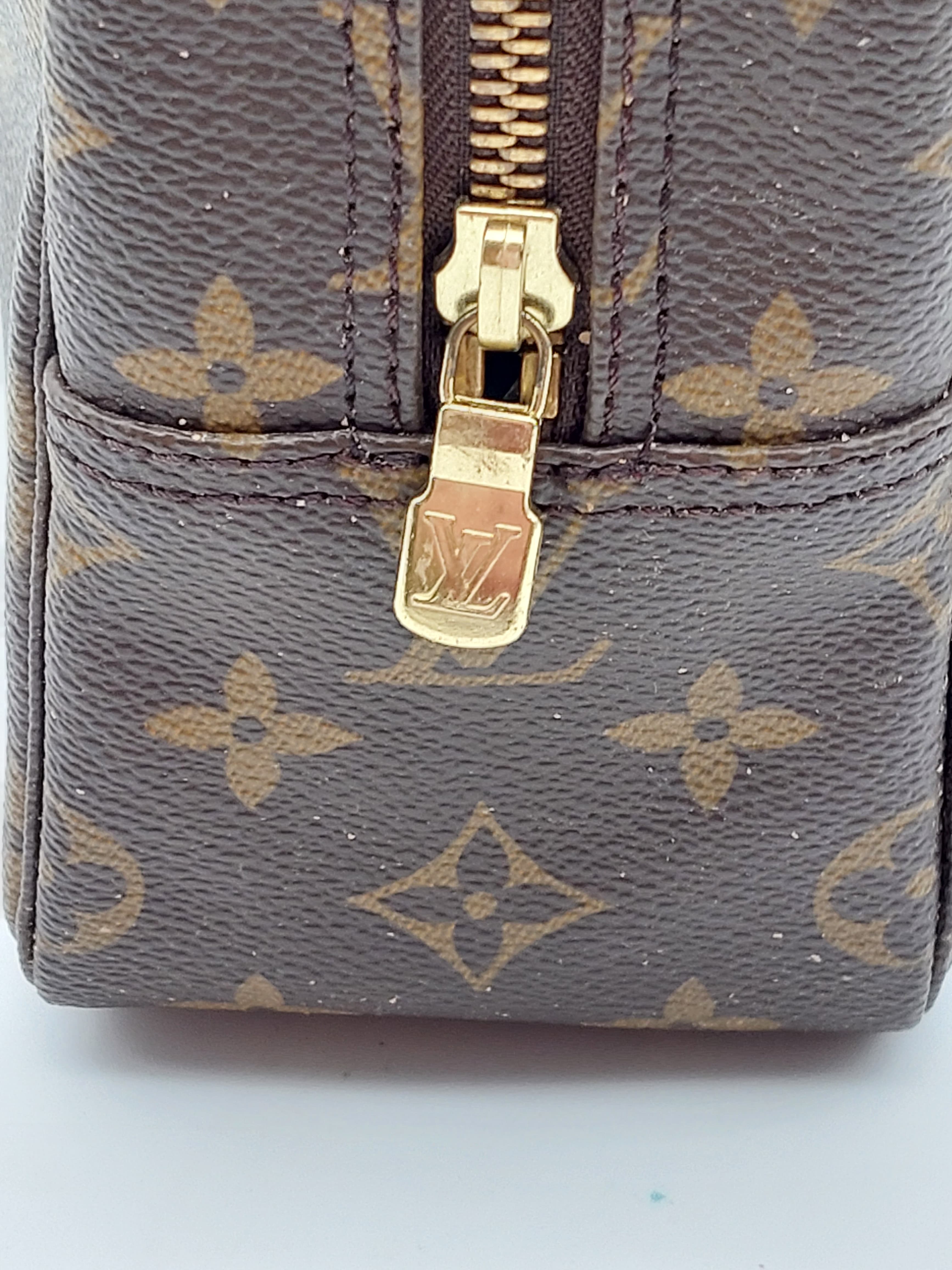 Trousse Toilette 28