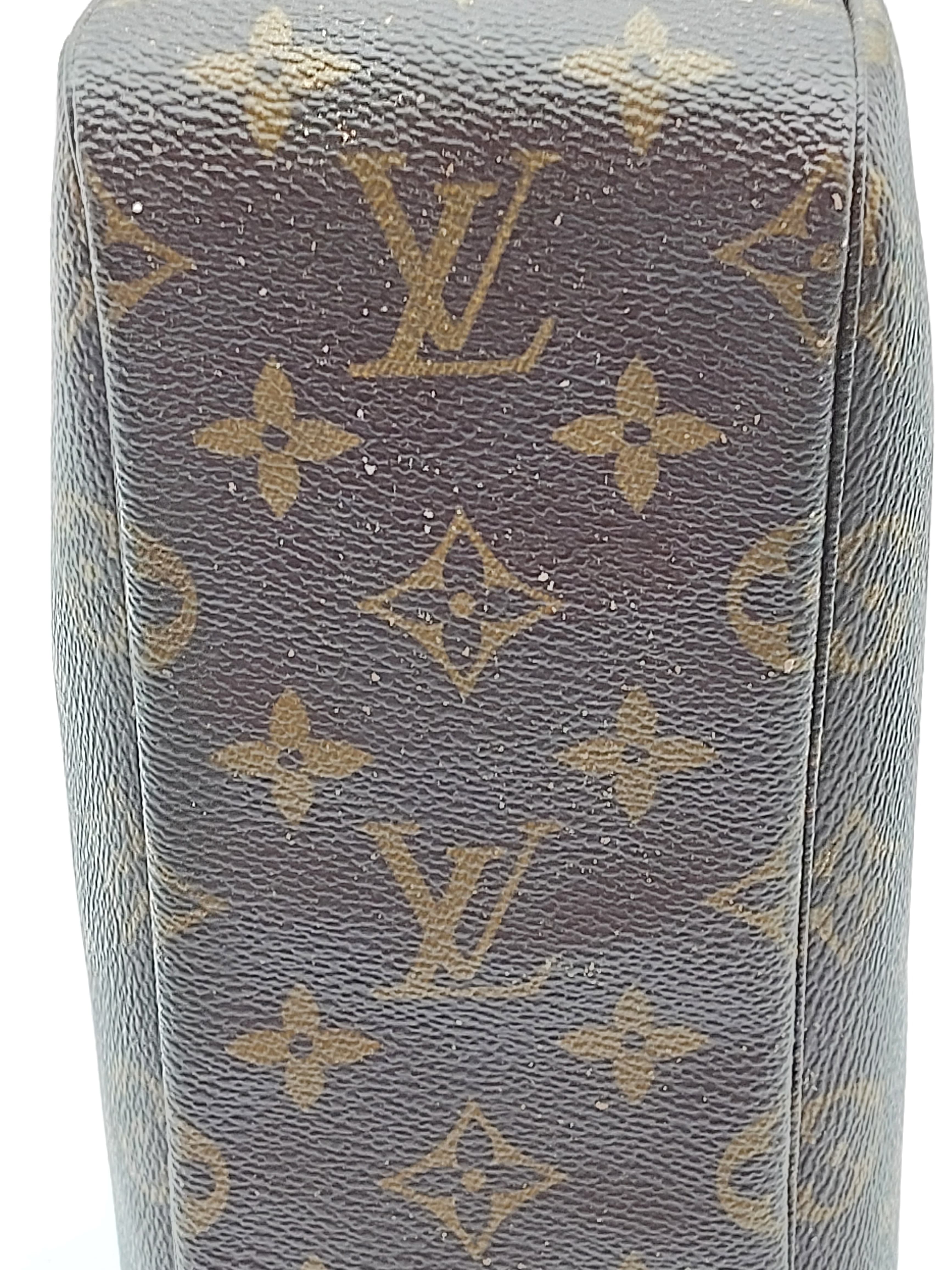 Trousse Toilette 28
