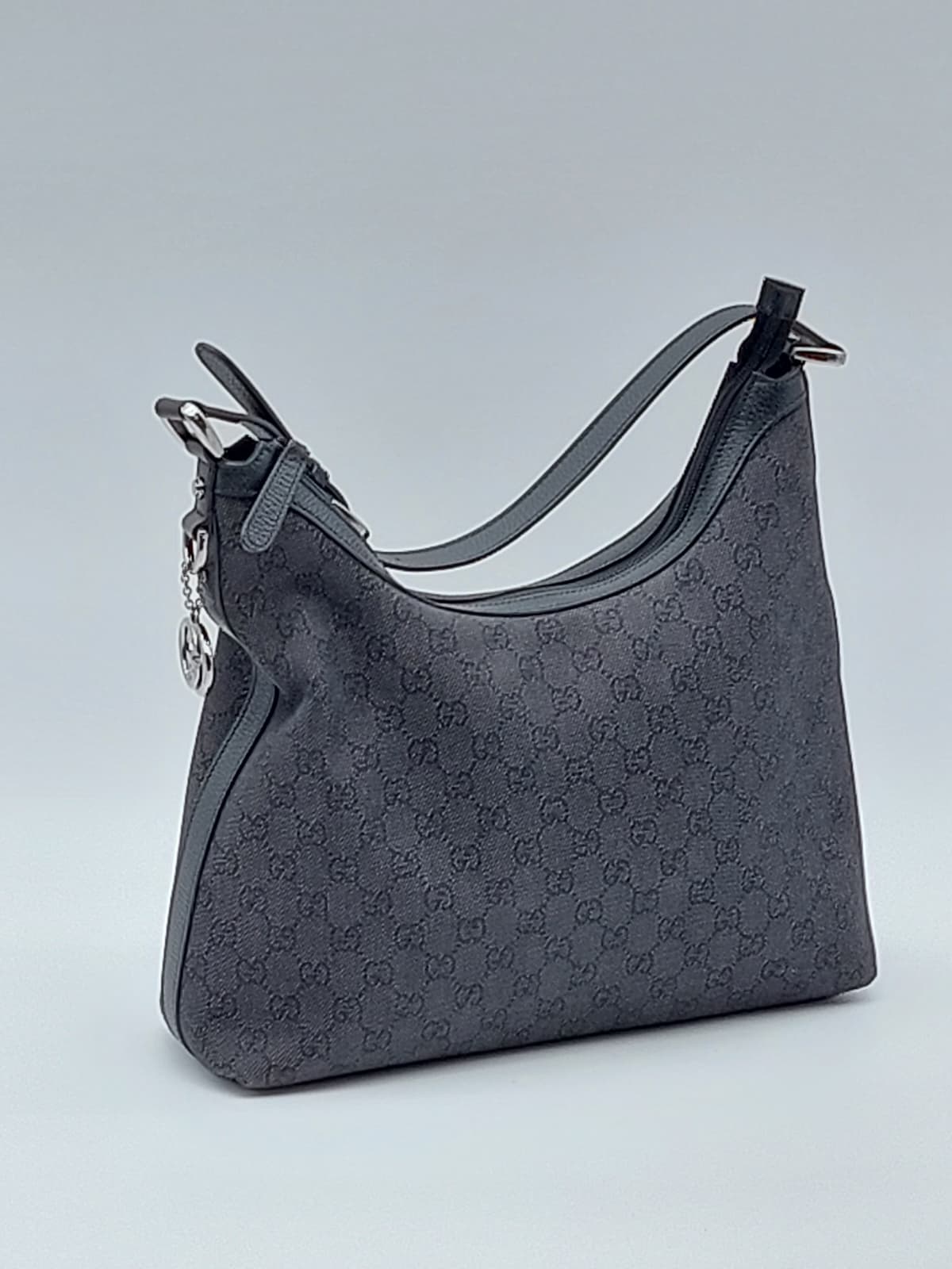 GG Canvas Hobo black/grey