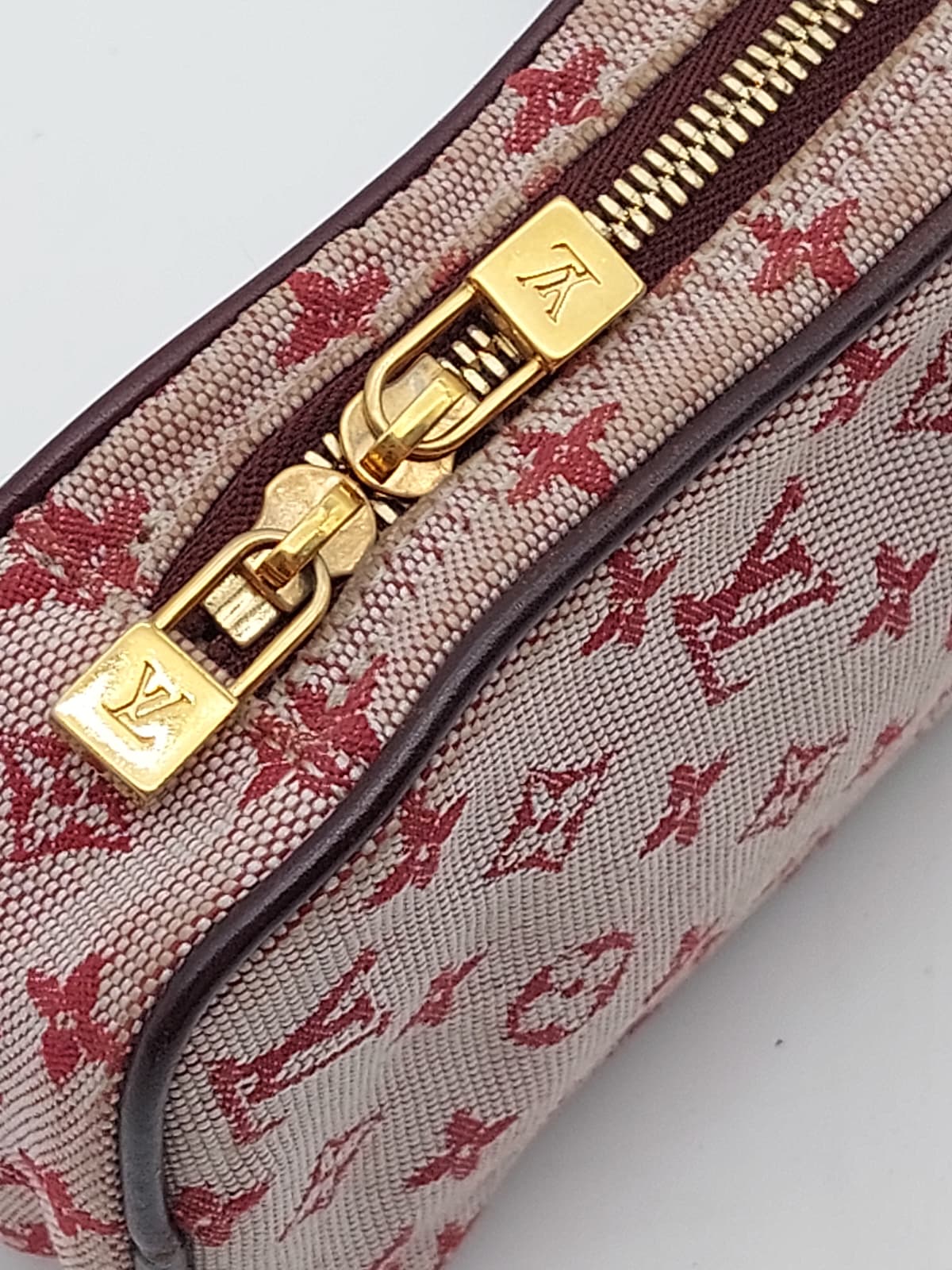 Mini Usu Digital Pouch