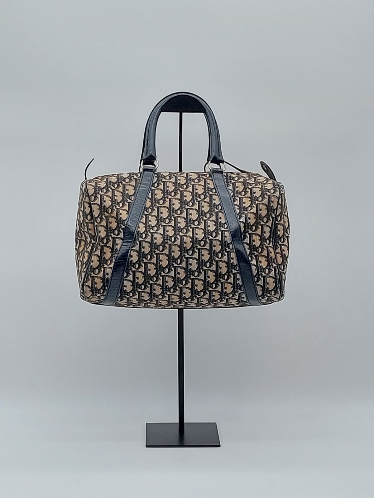 Boston bag
