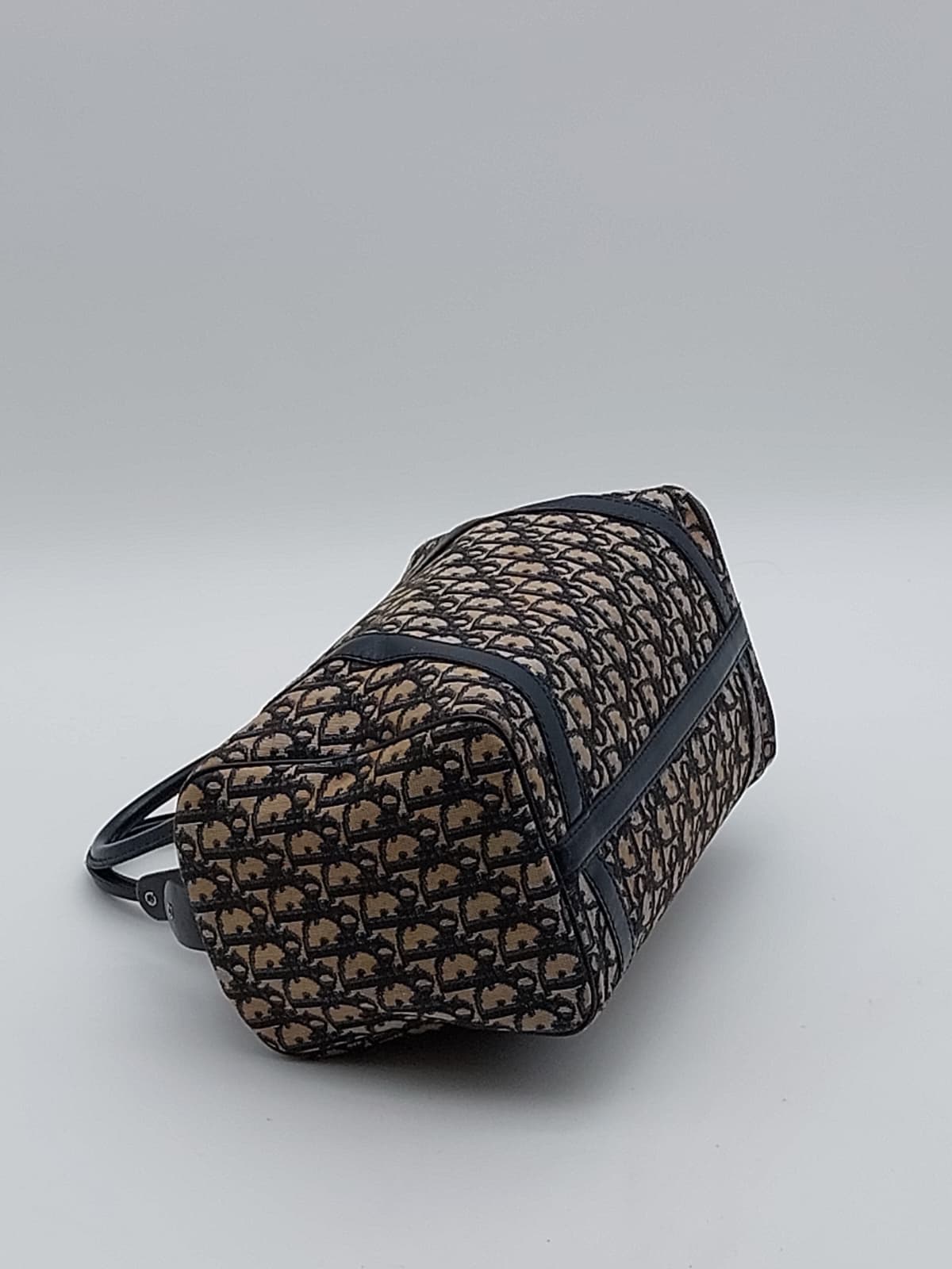 Boston bag
