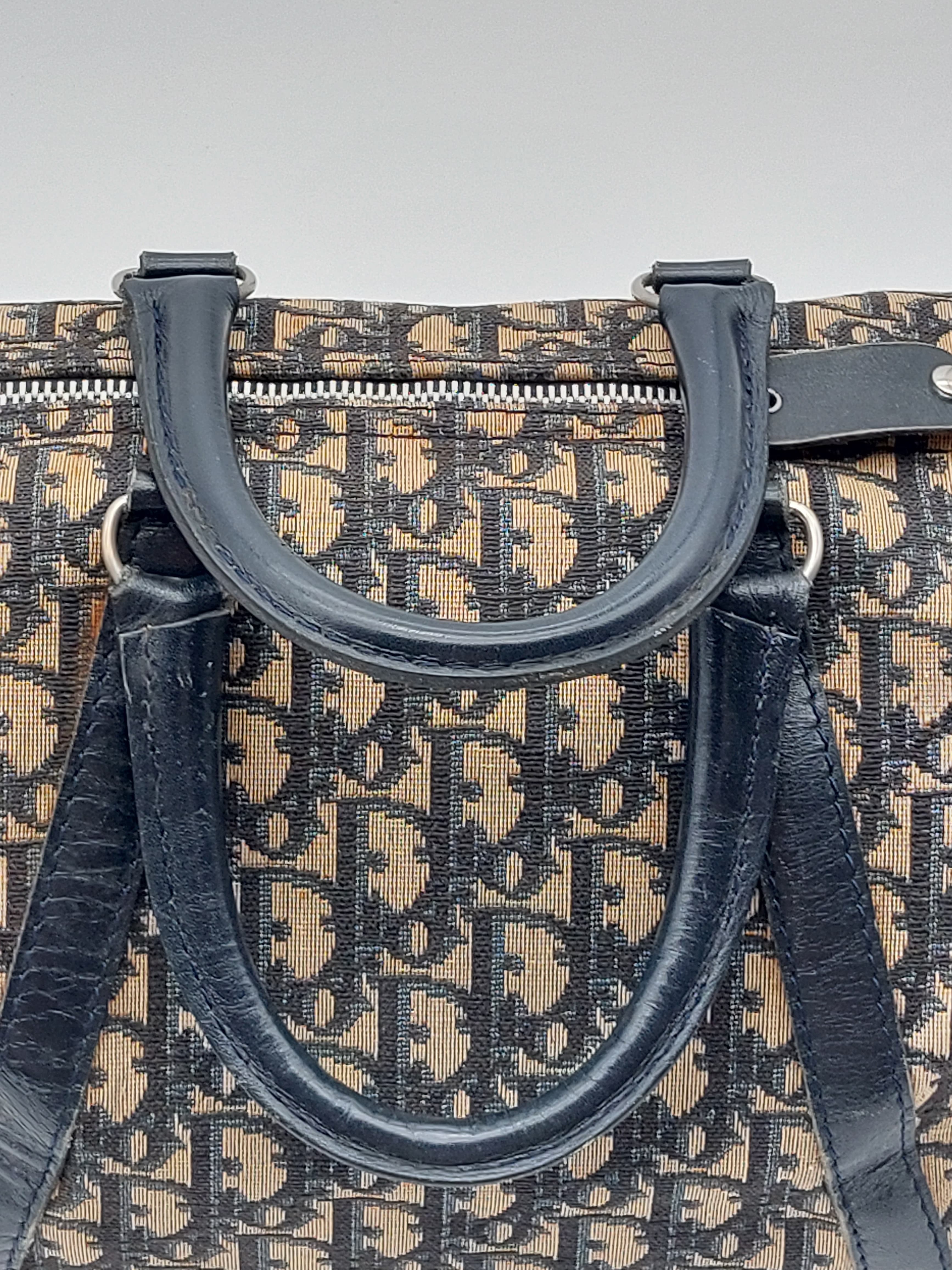 Boston bag