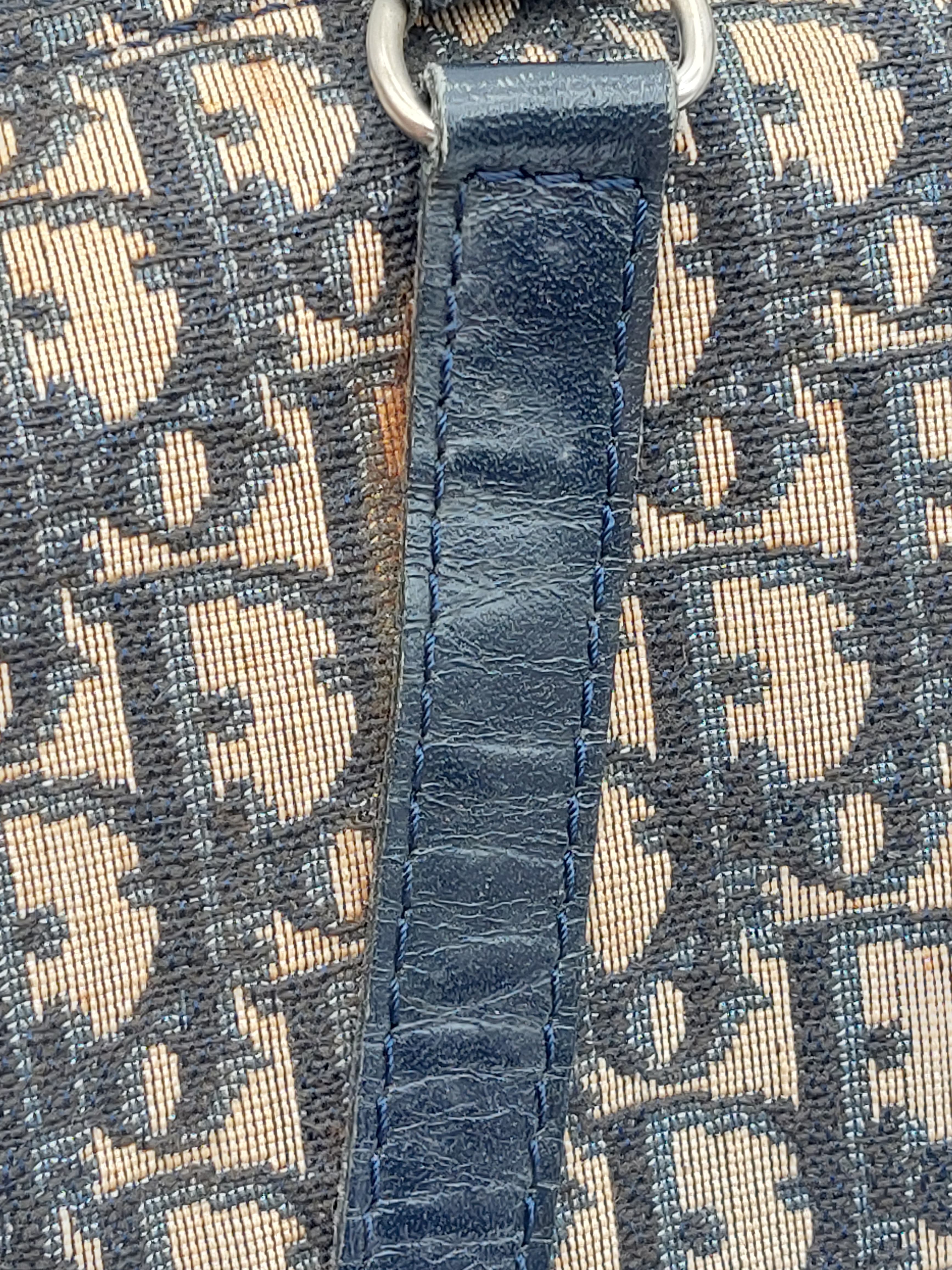 Boston bag