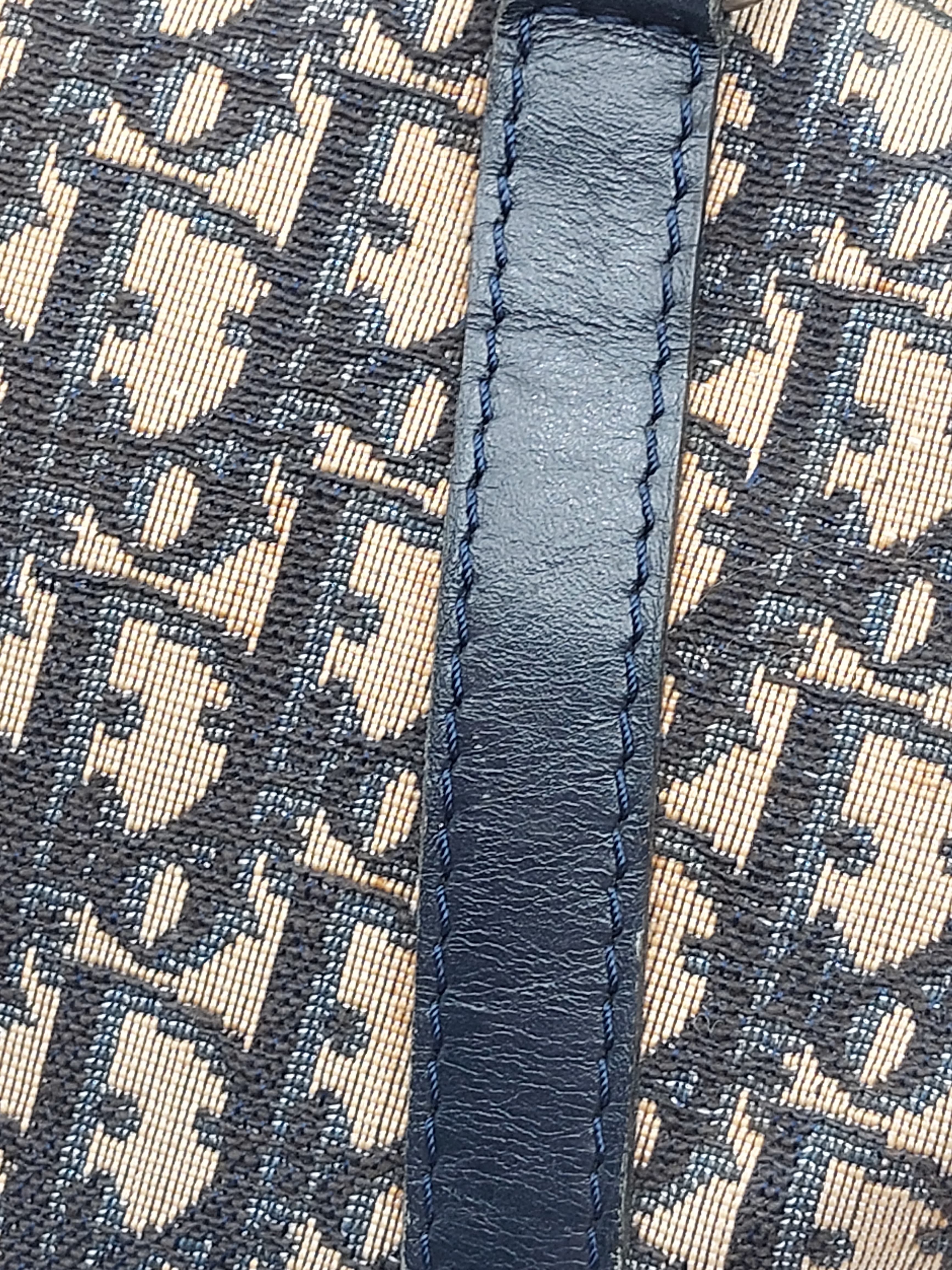 Boston bag