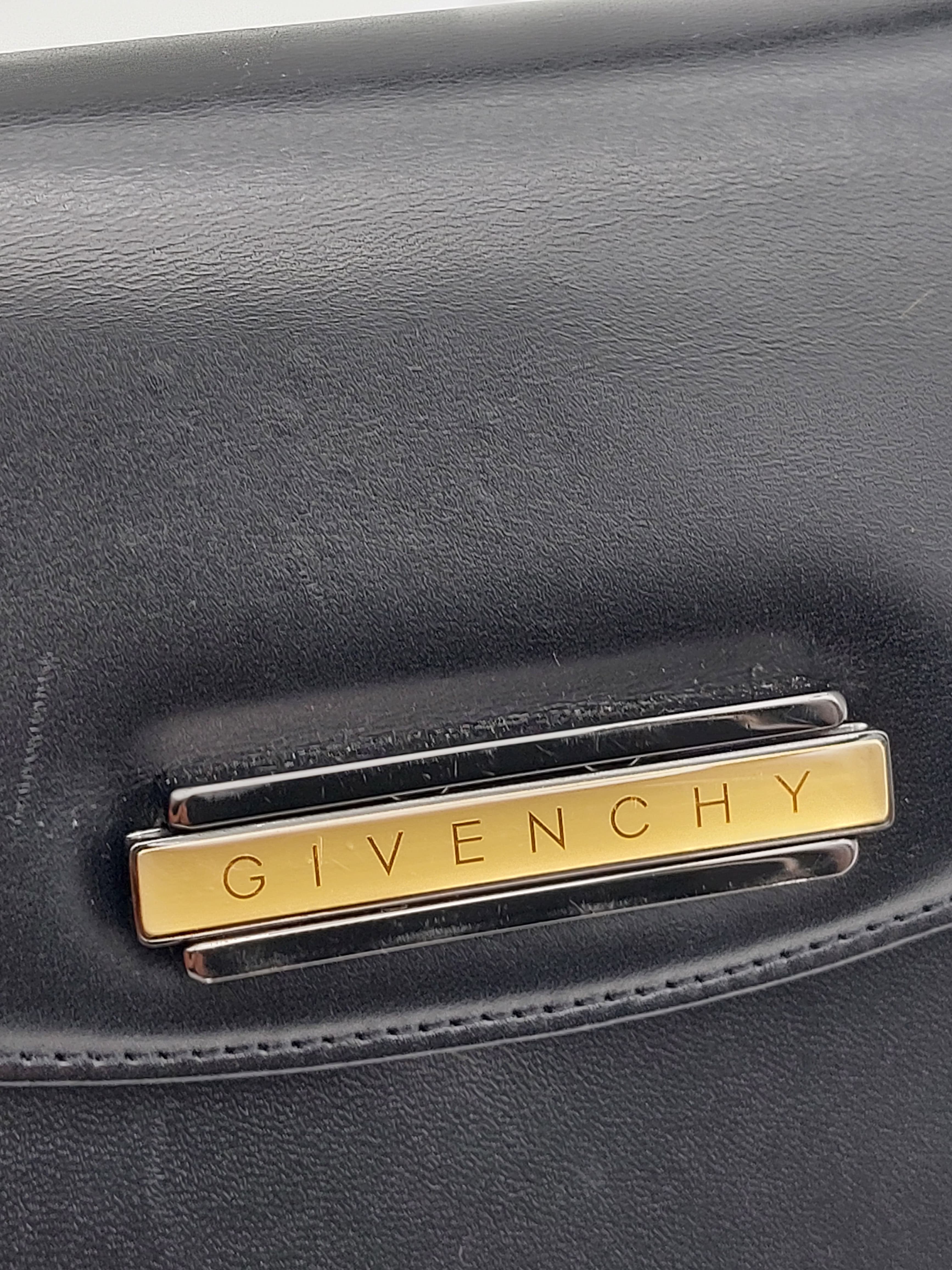 Top Handle handbag