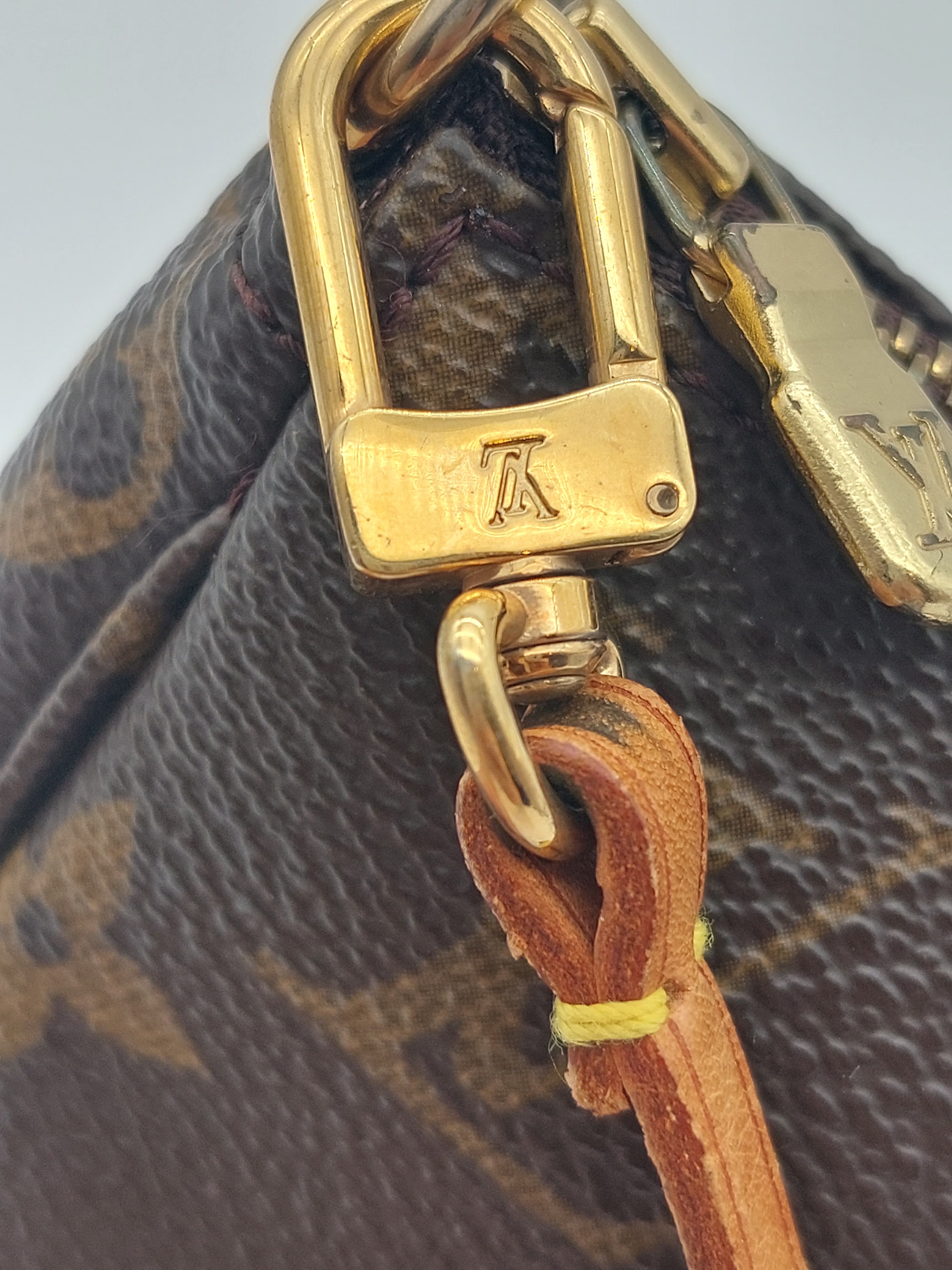 Pochette Accessoires