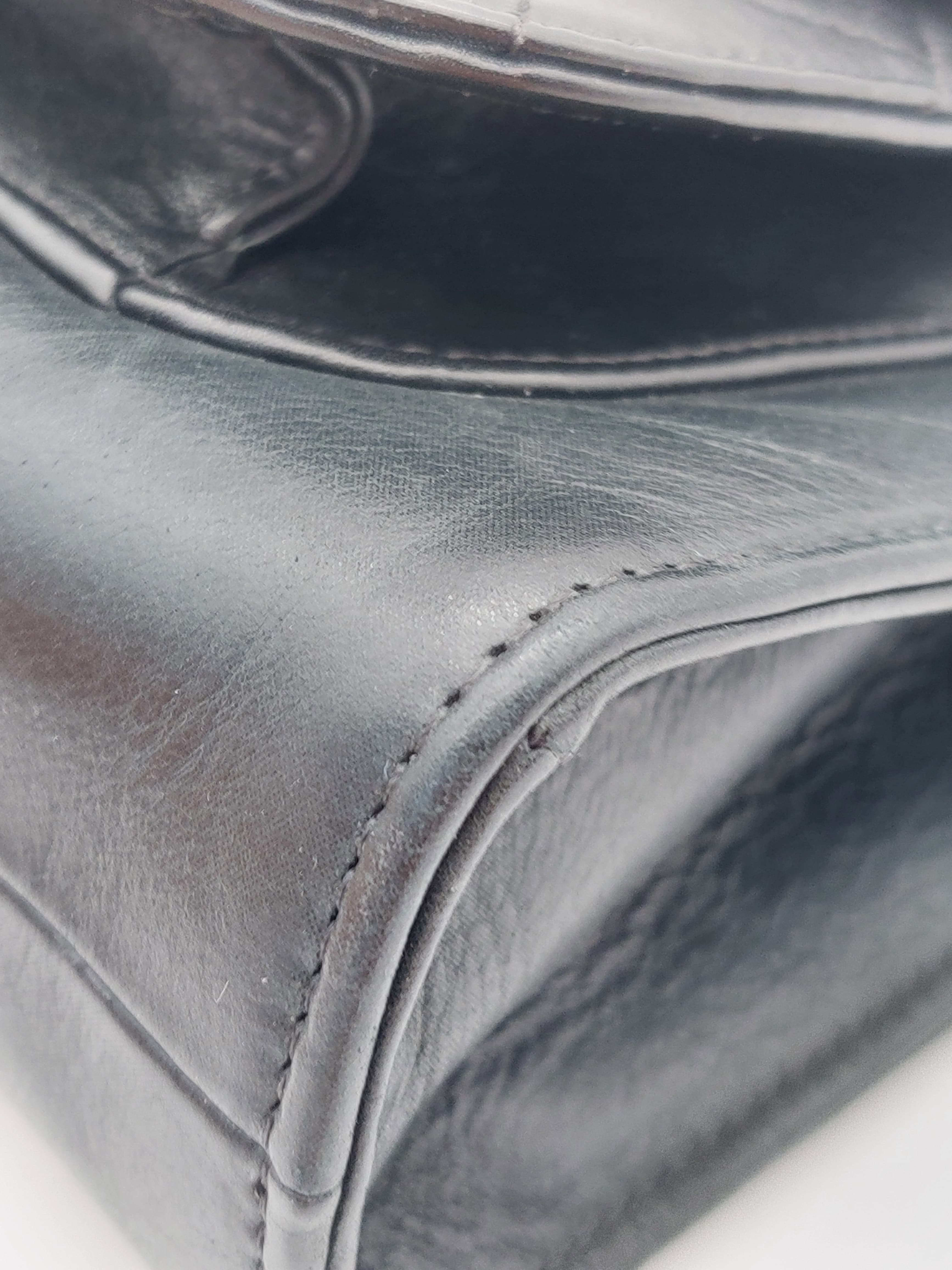 Quilted lambskin shoulderbag