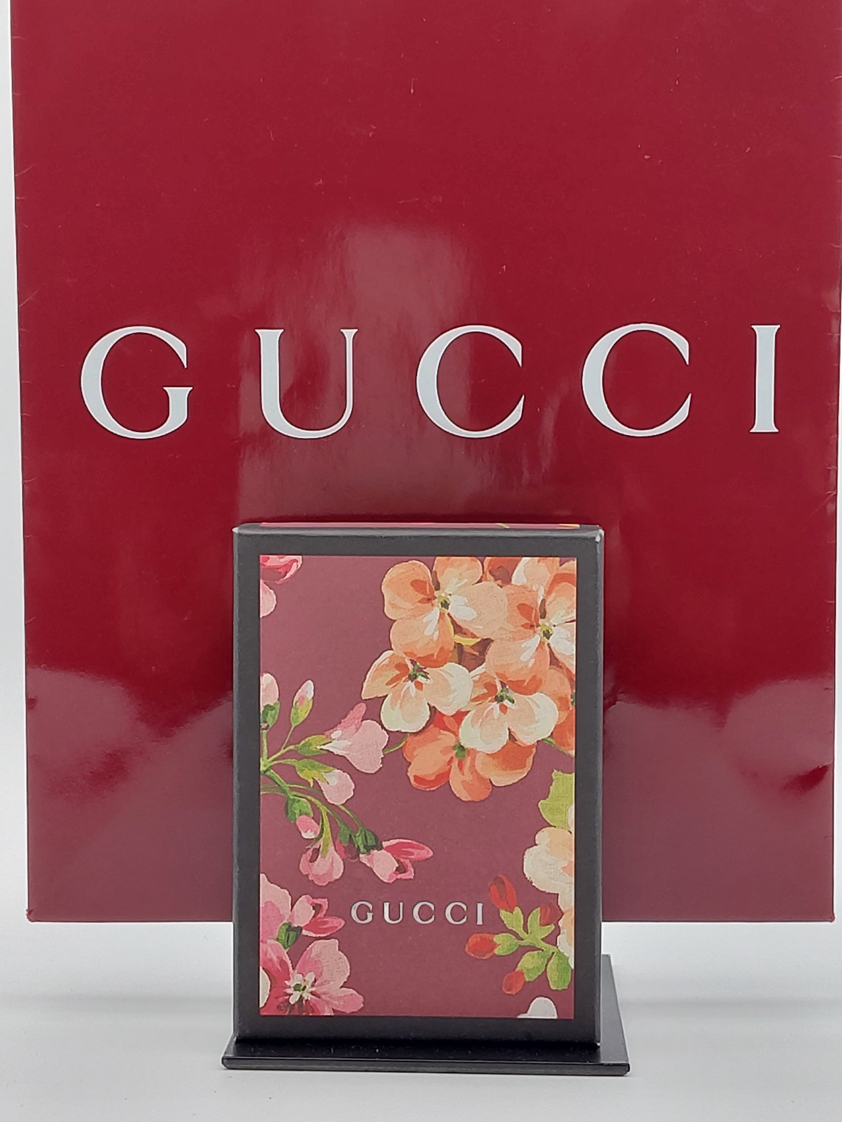 GG Blooms Zippy wallet