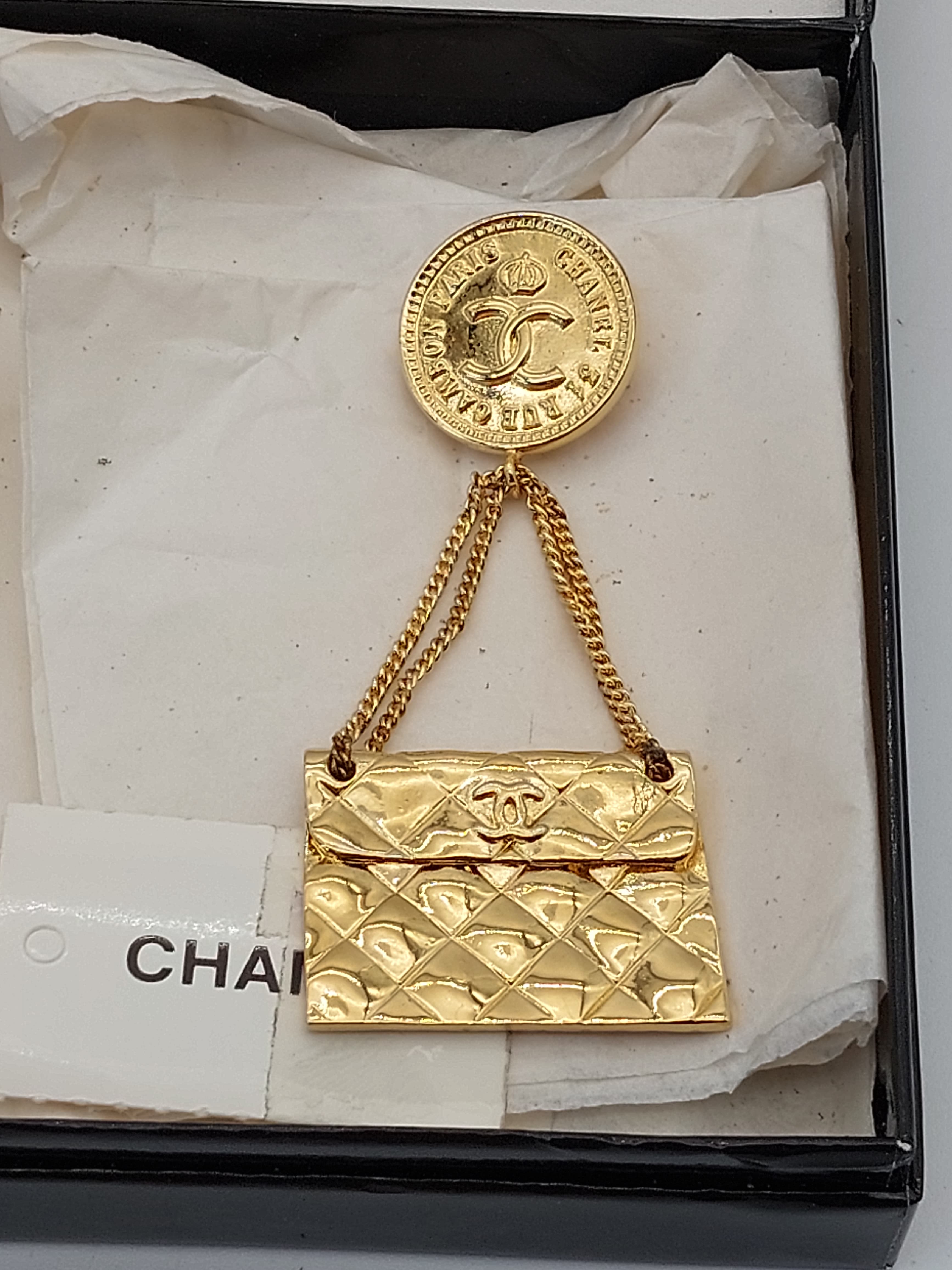 Broche
