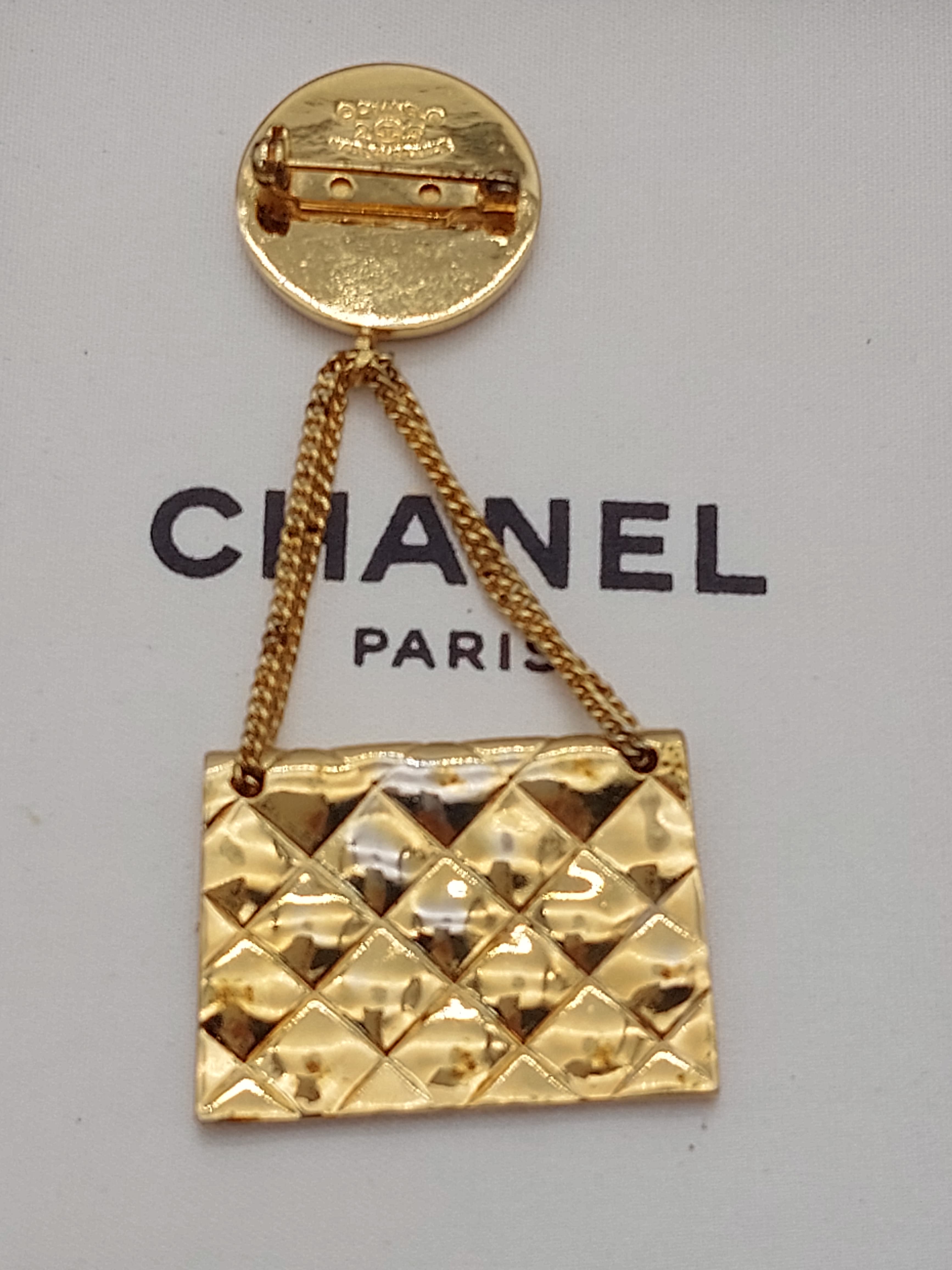 Broche