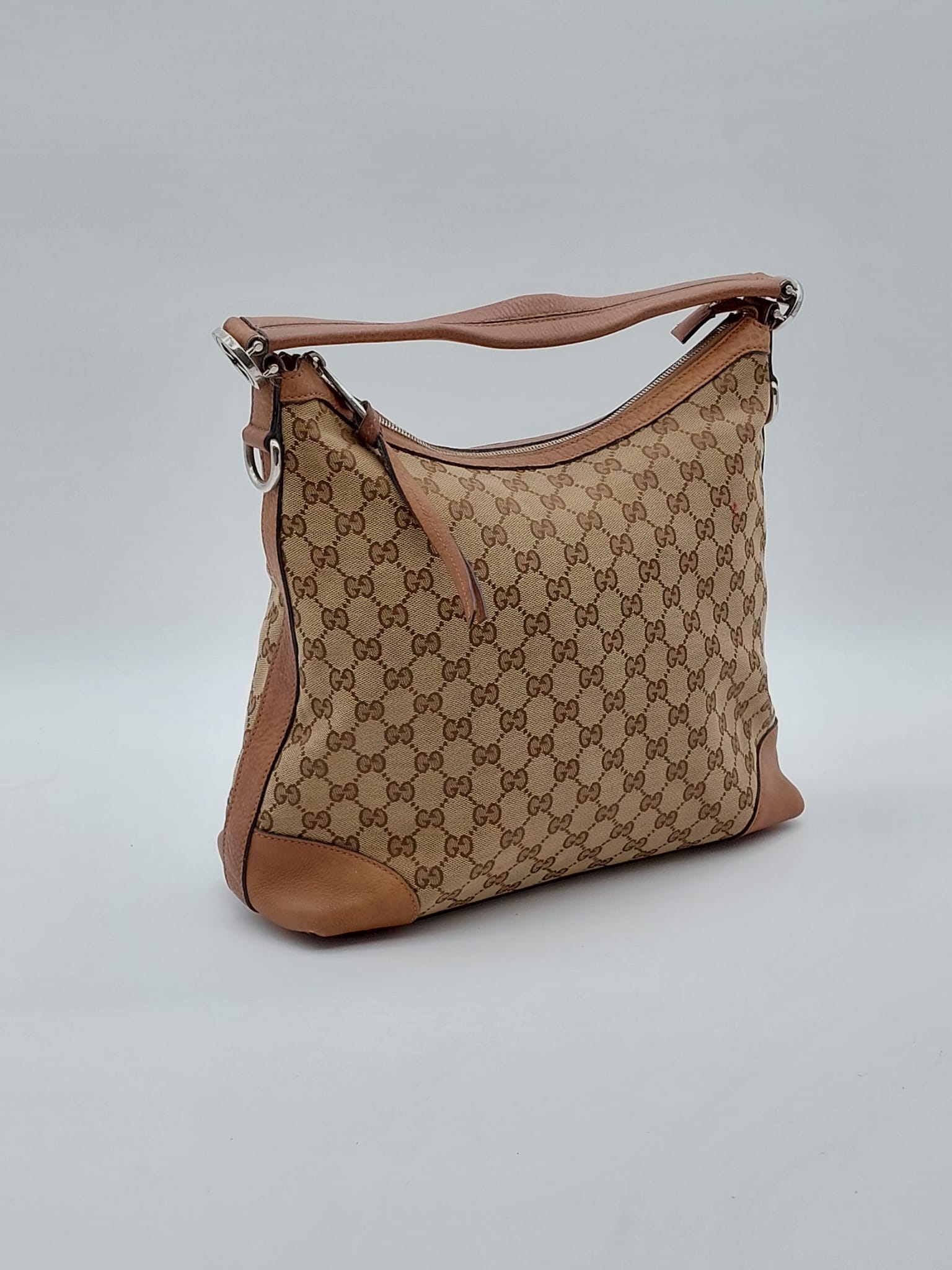 Miss GG Canvas