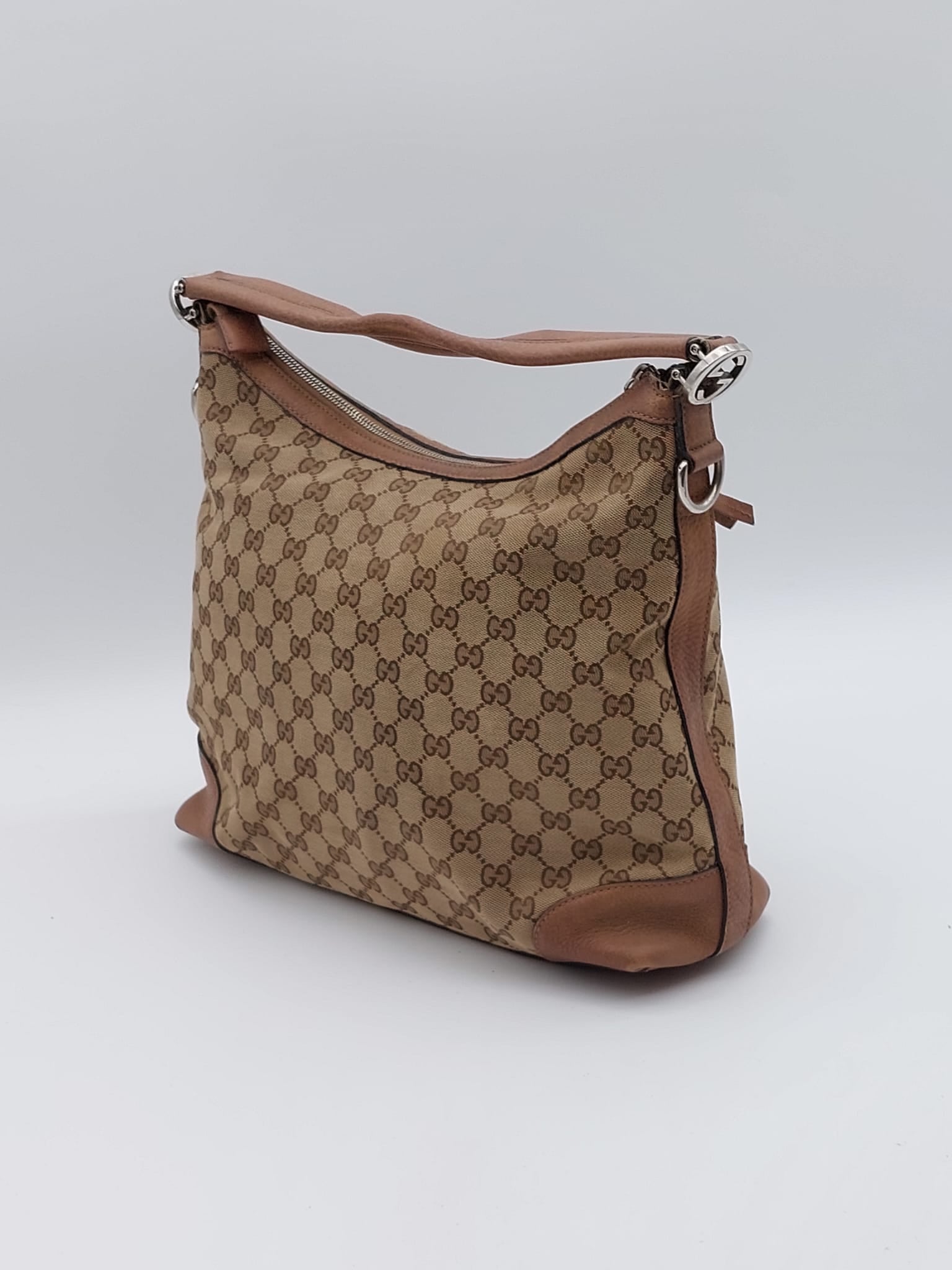 Miss GG Canvas