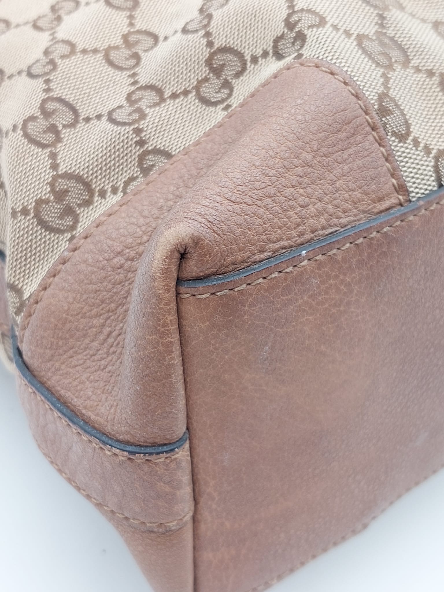Miss GG Canvas