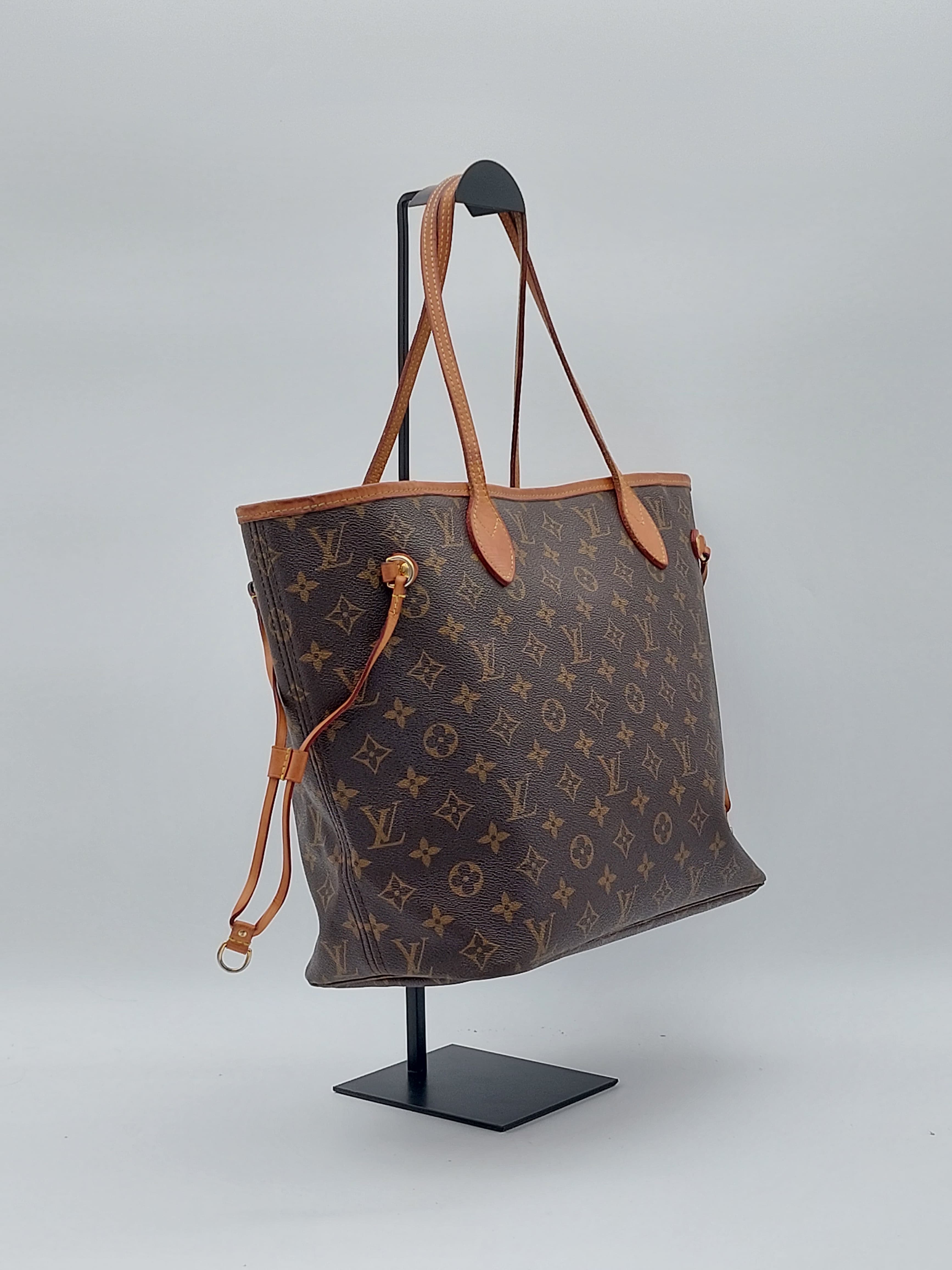 Neverfull MM Fuchsia