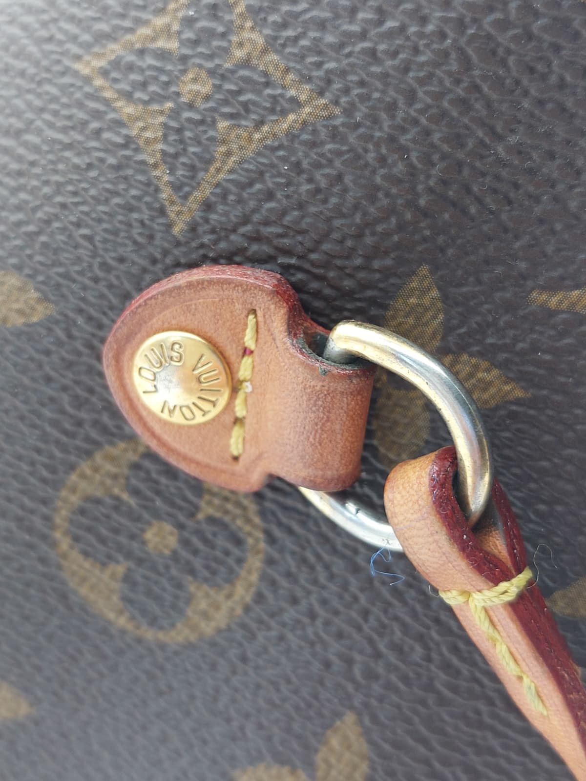 Neverfull MM Fuchsia