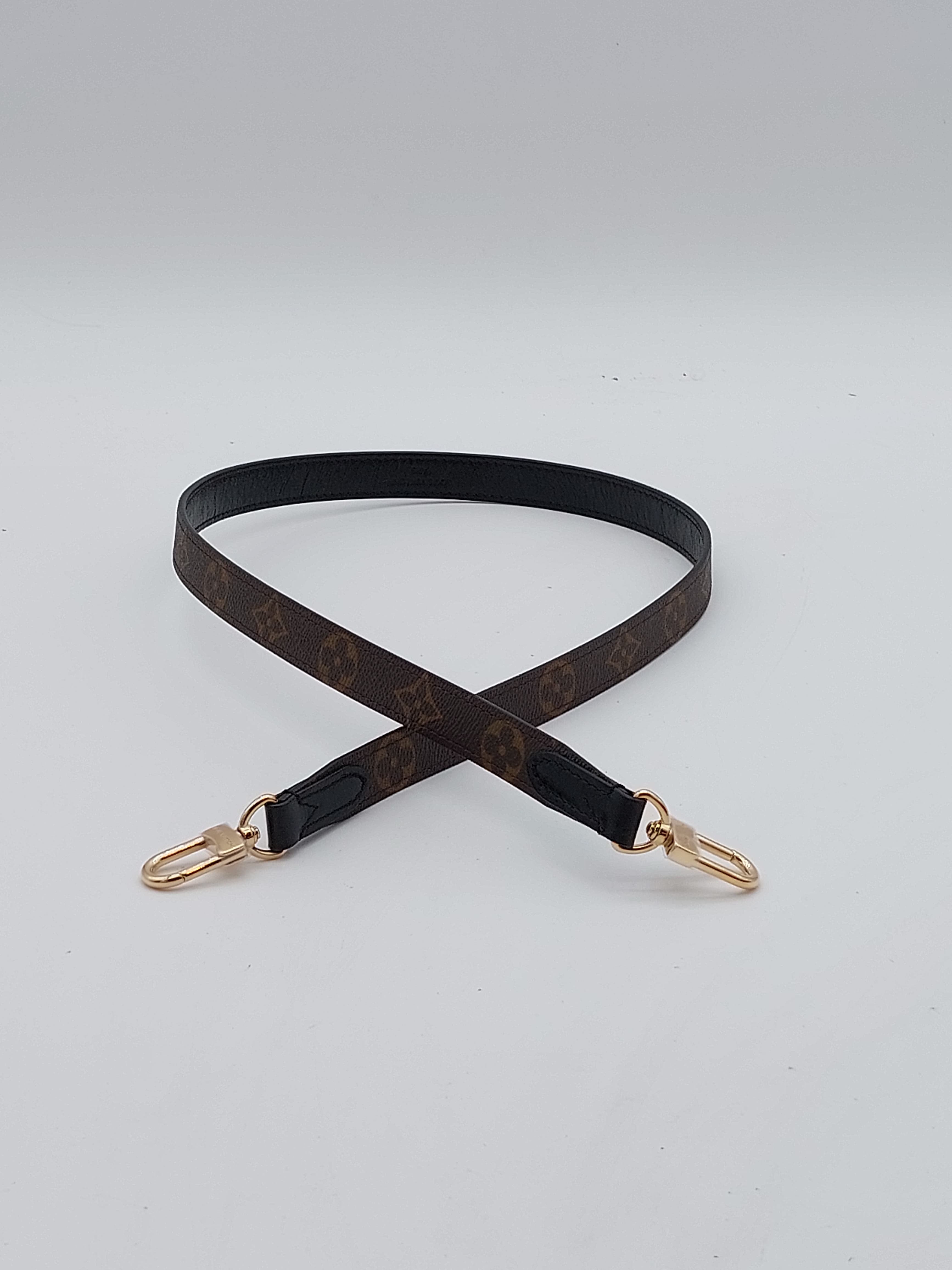 Monogram strap