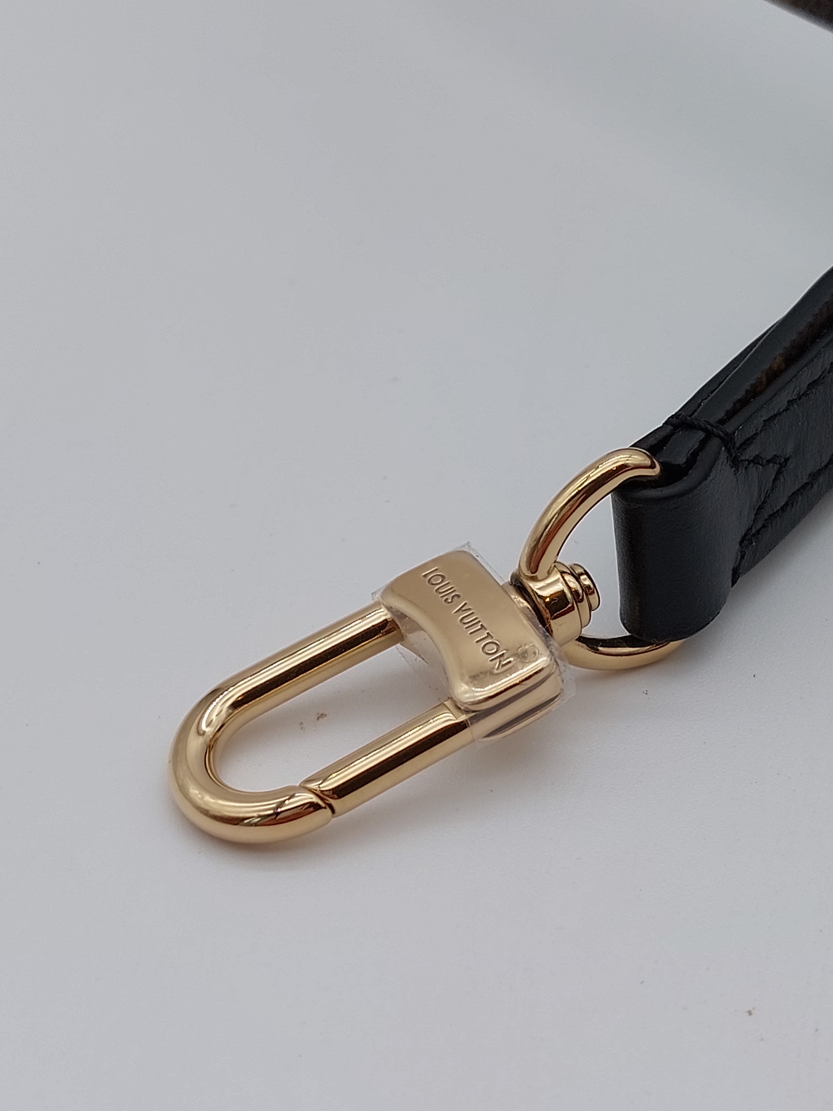 Monogram strap