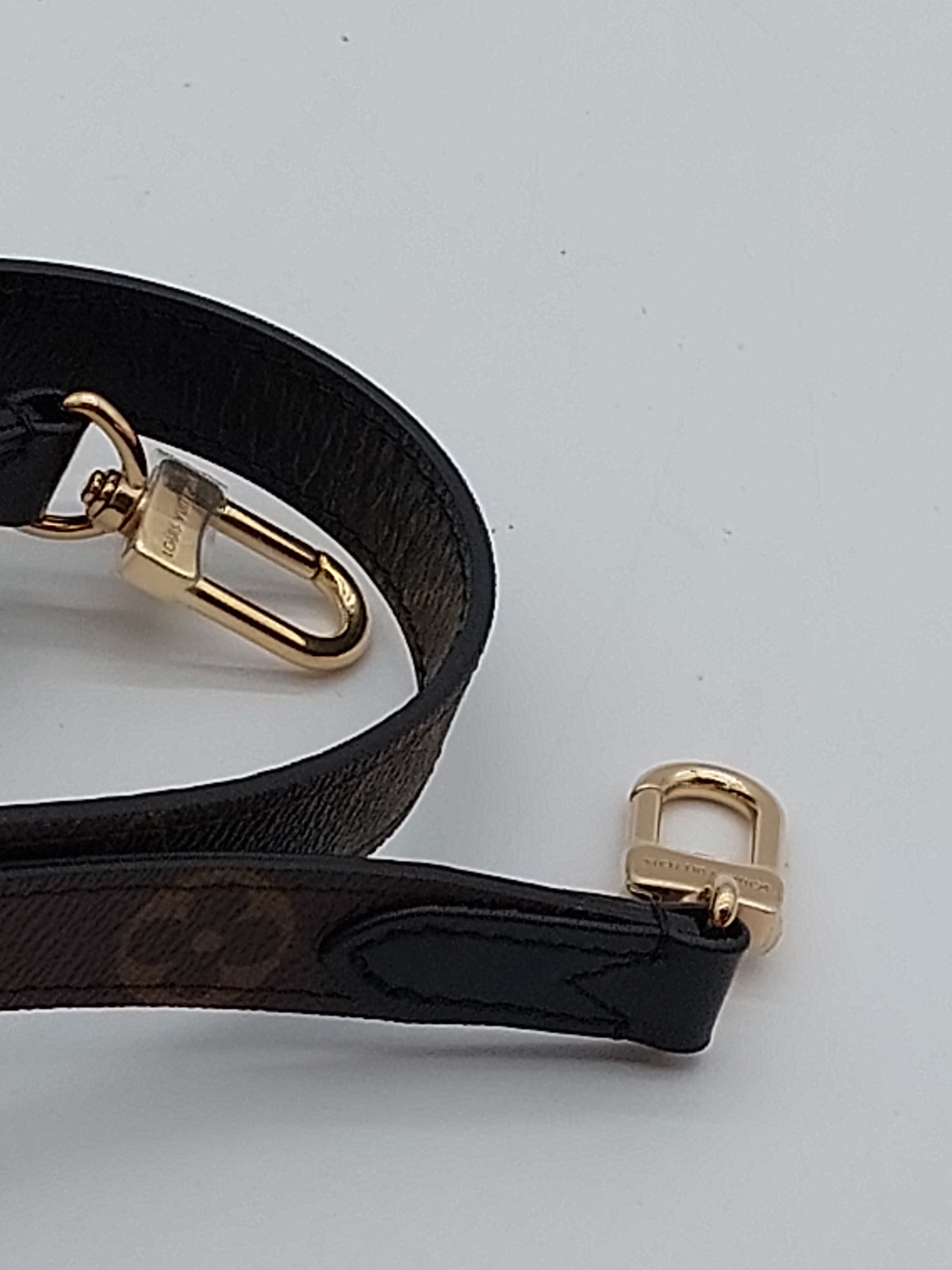 Monogram strap