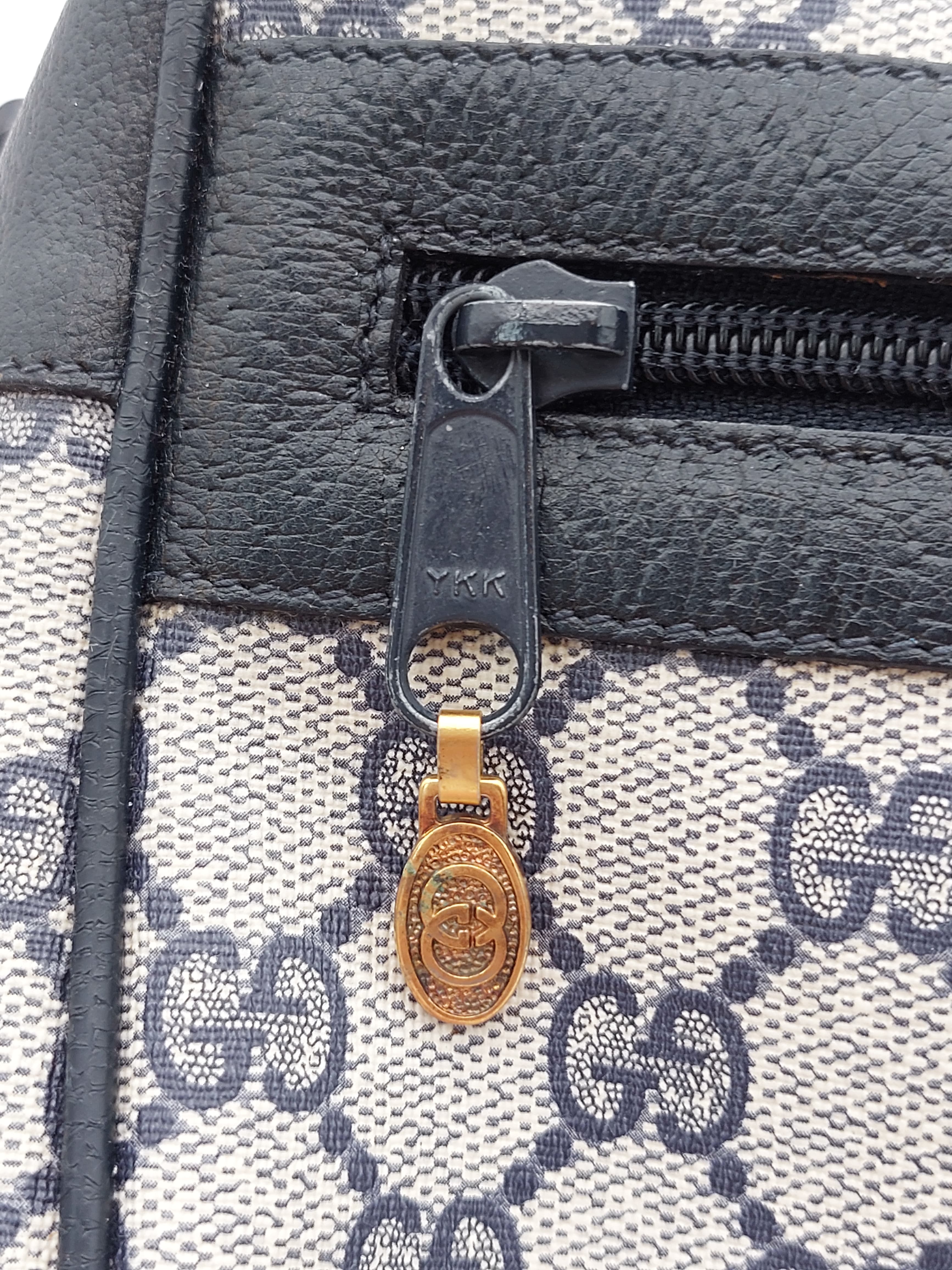 GG Canvas Sherry Shoulderbag