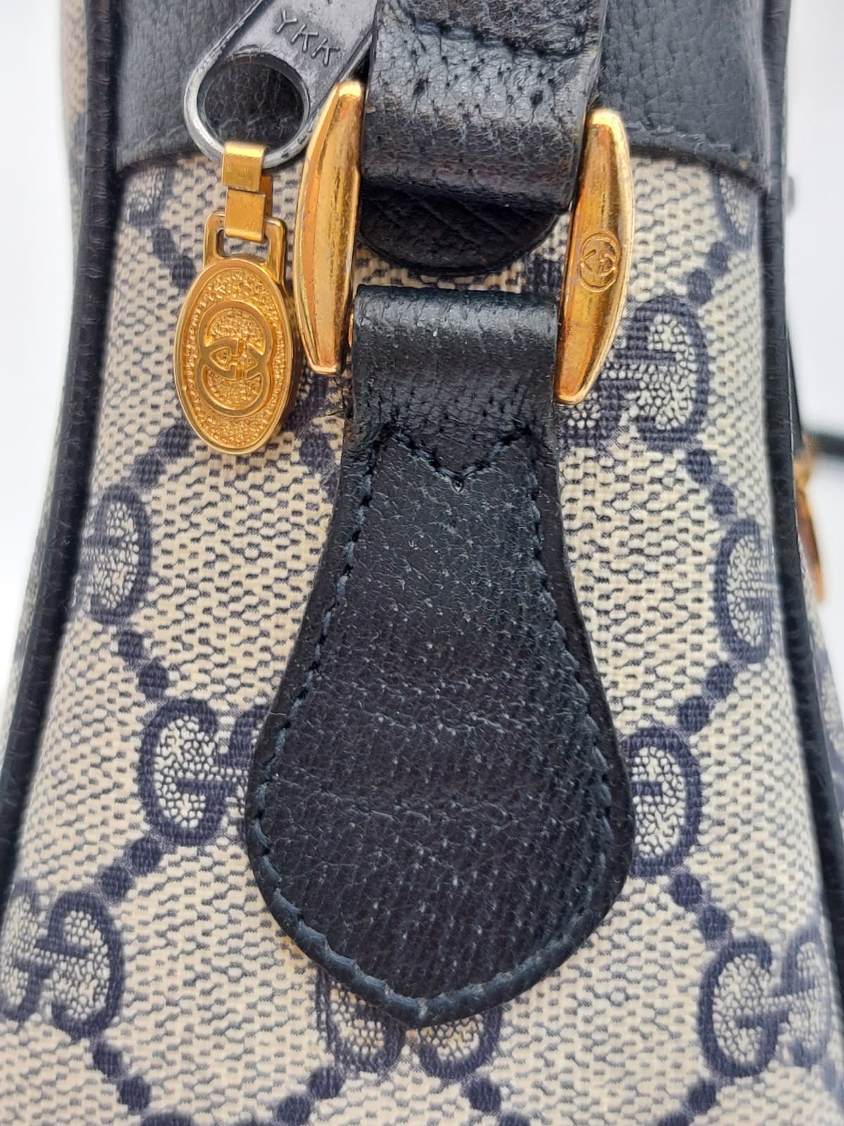 GG Canvas Sherry Shoulderbag