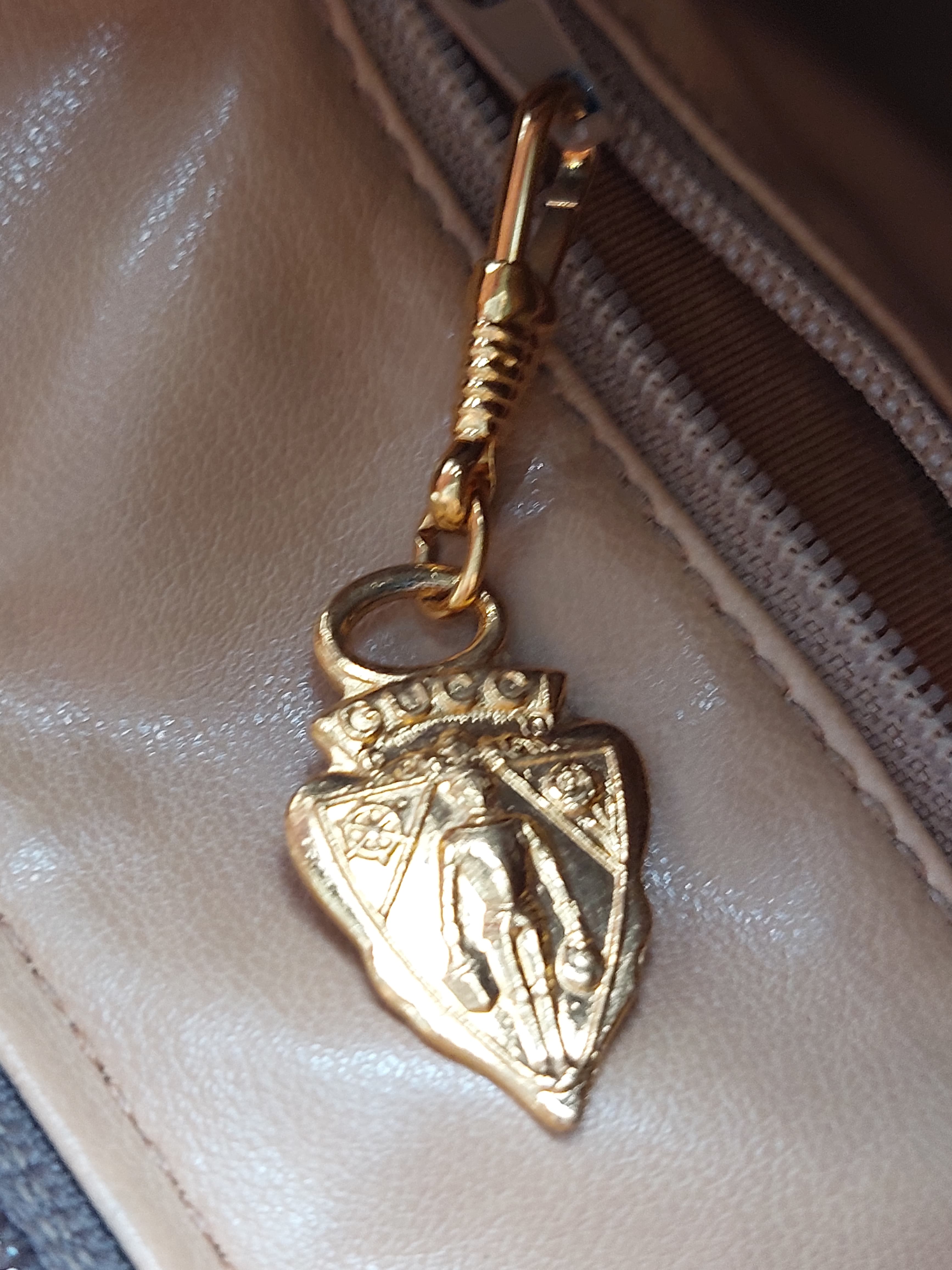 Boston bag